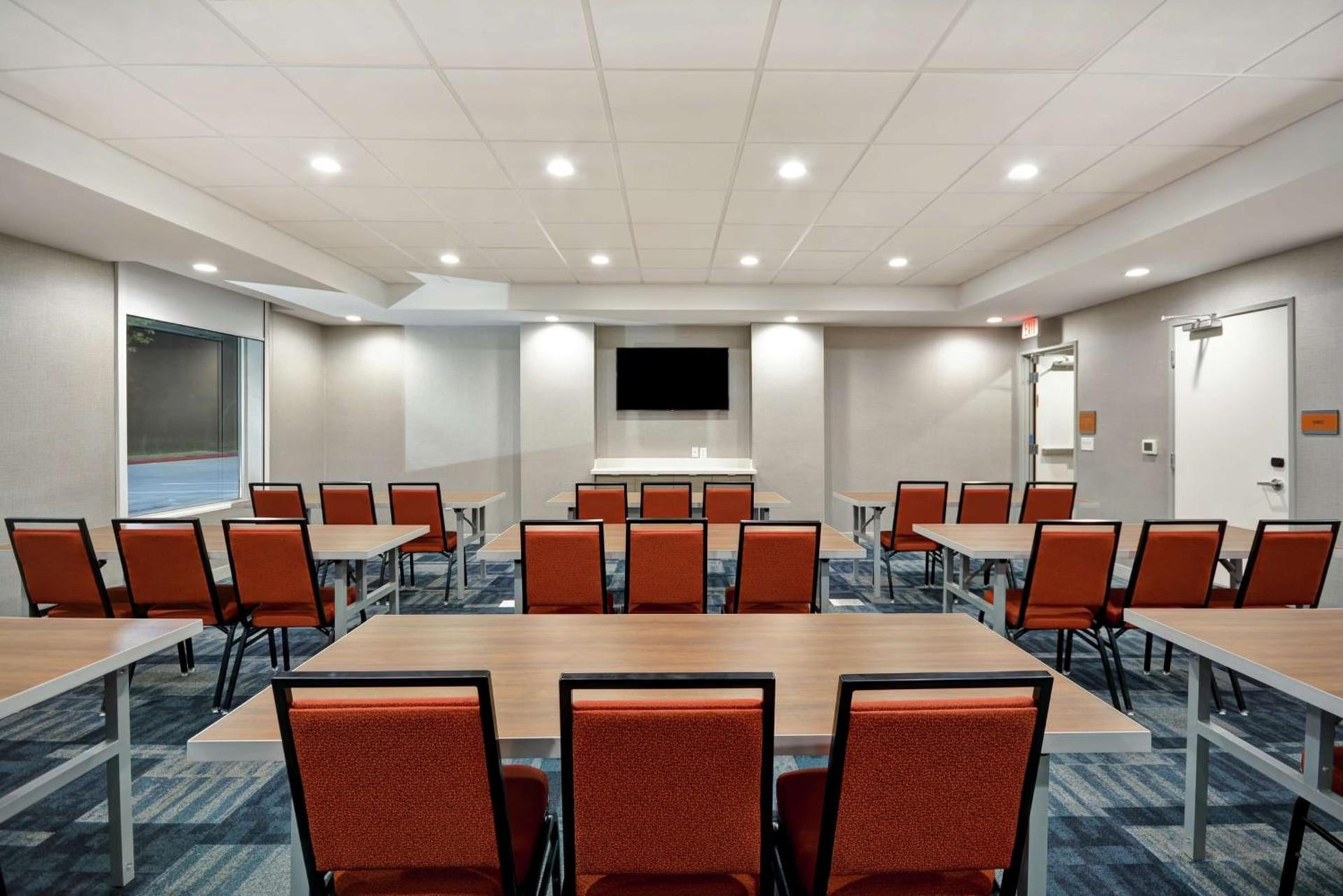 Home2 Suites Houston Westchase photo 31