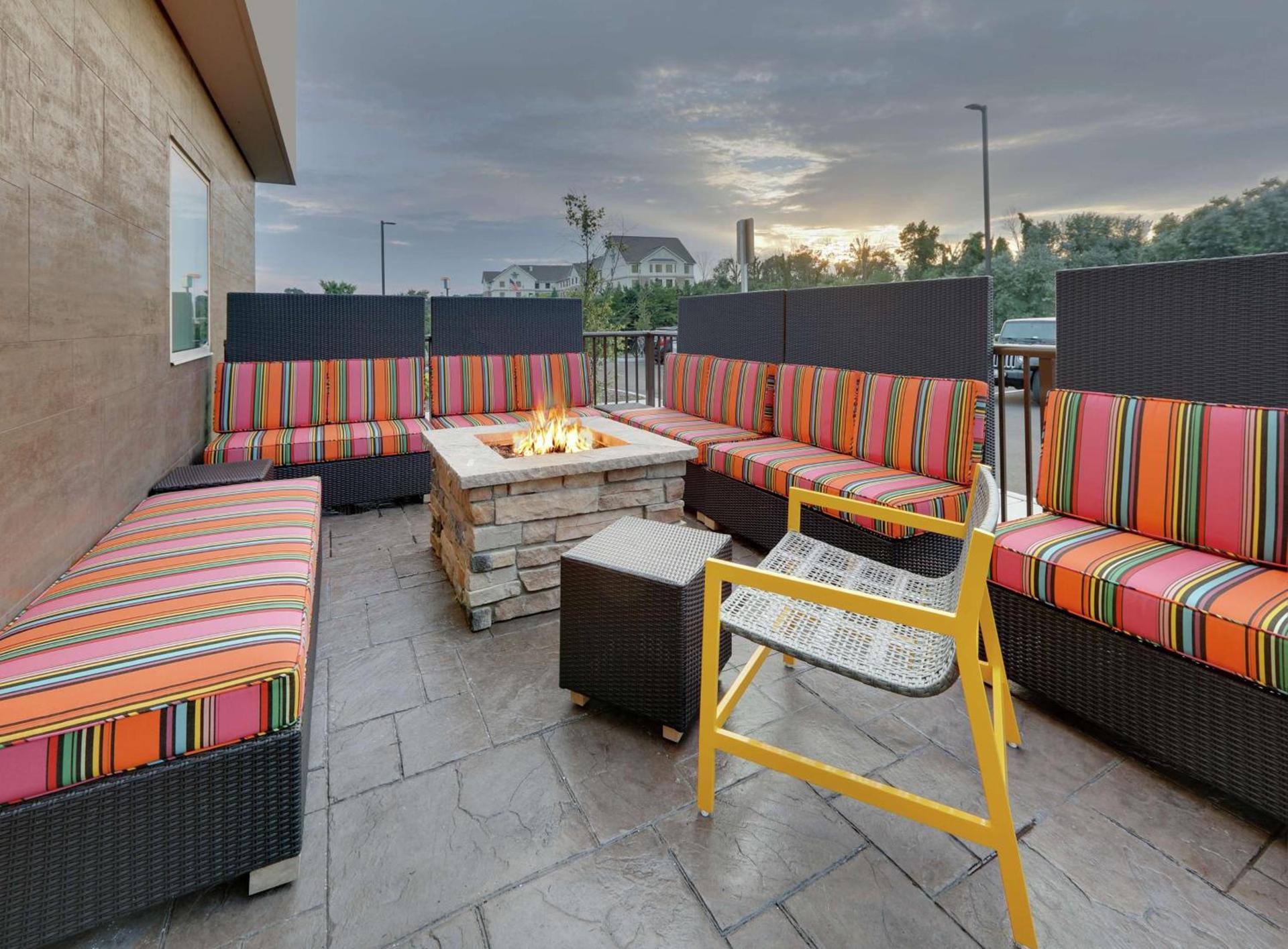 Home2 Suites By Hilton Hagerstown photo 3
