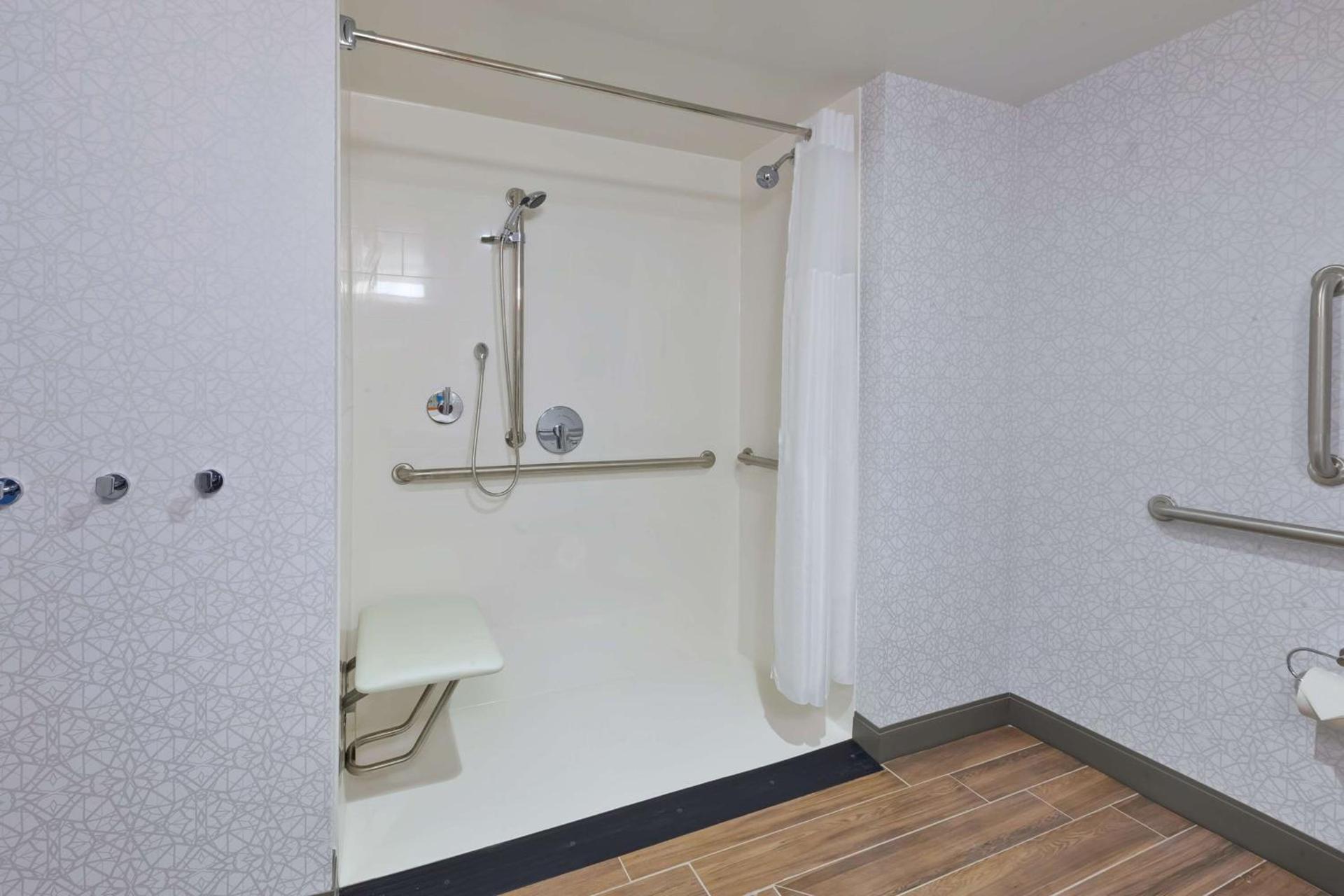 Hampton Inn Cape Cod Canal photo 30