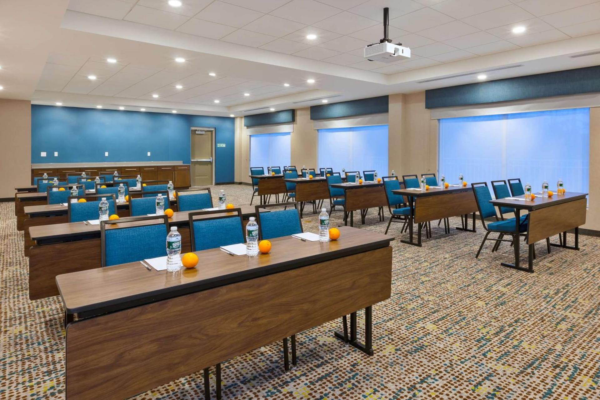 Hampton Inn Cape Cod Canal photo 36