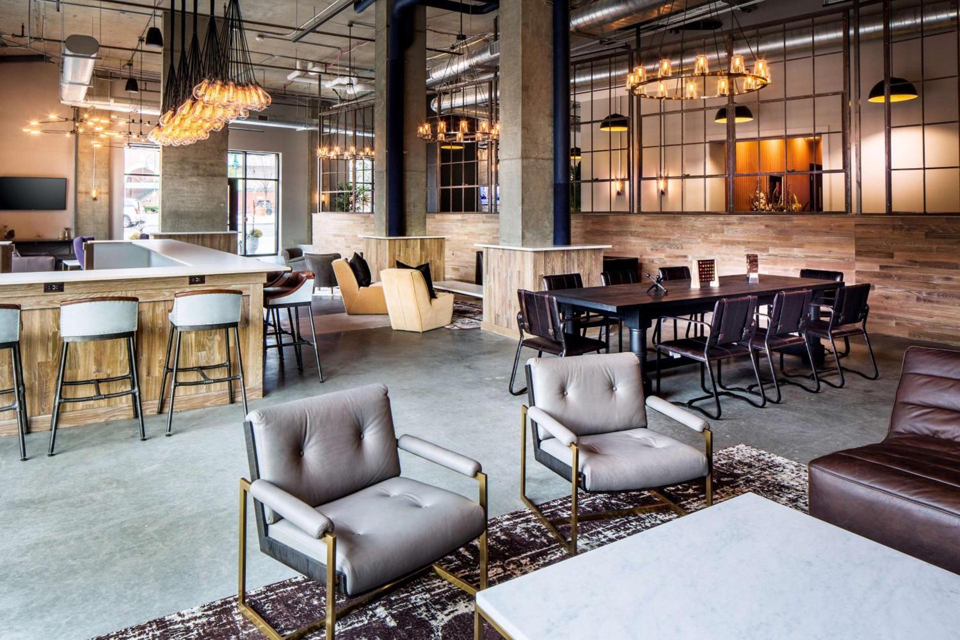 Watt Hotel Tapestry Collection by Hilton photo 9