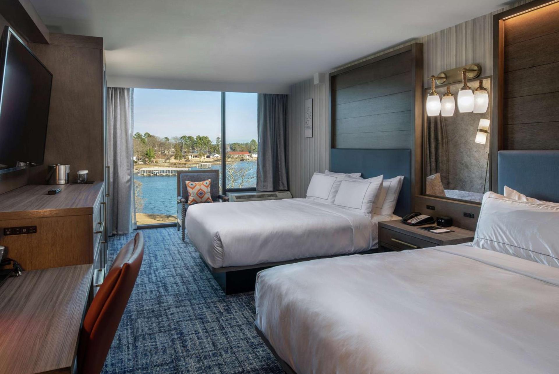 DoubleTree by Hilton Hot Springs photo 25