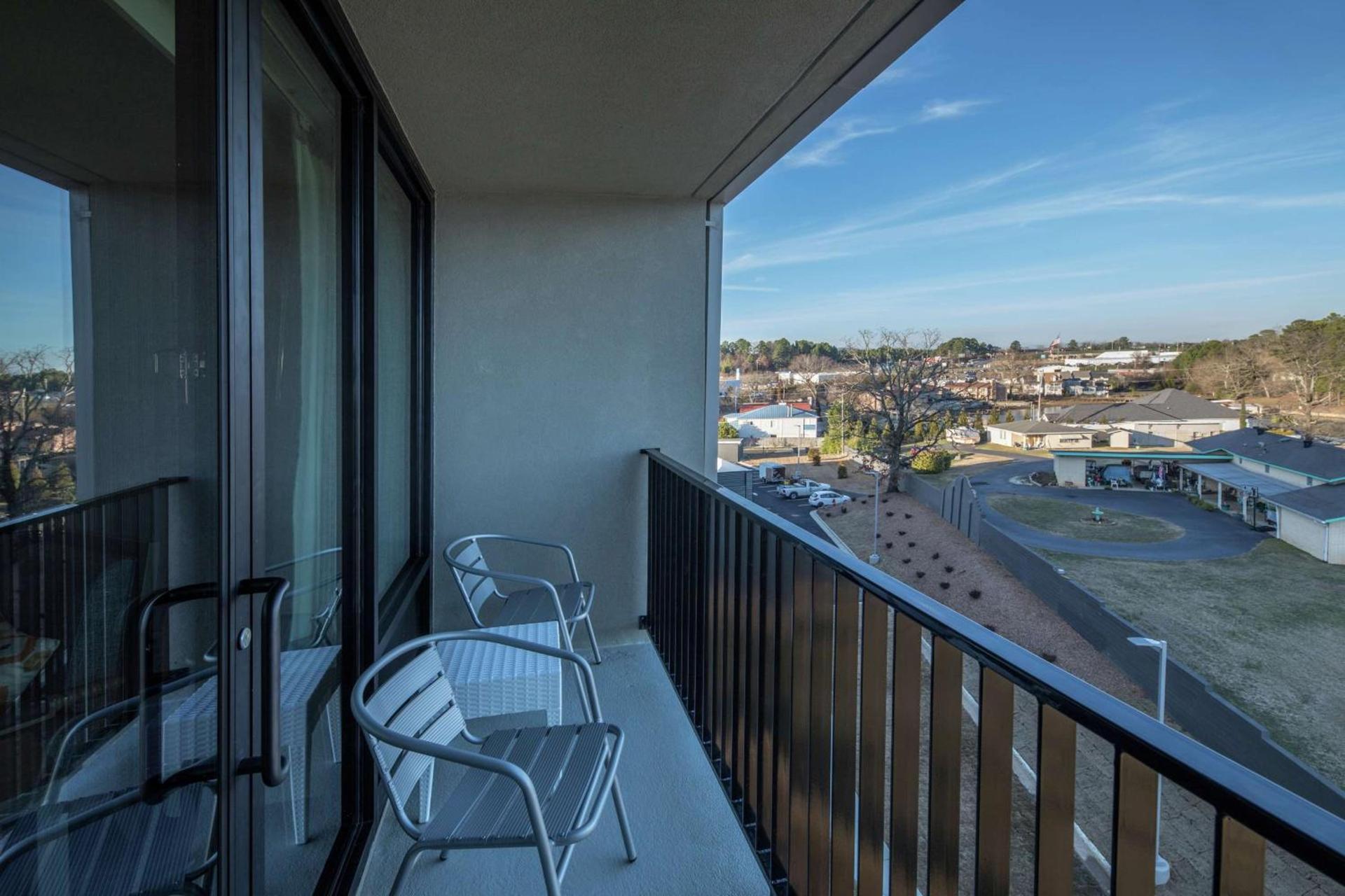 DoubleTree by Hilton Hot Springs photo 34