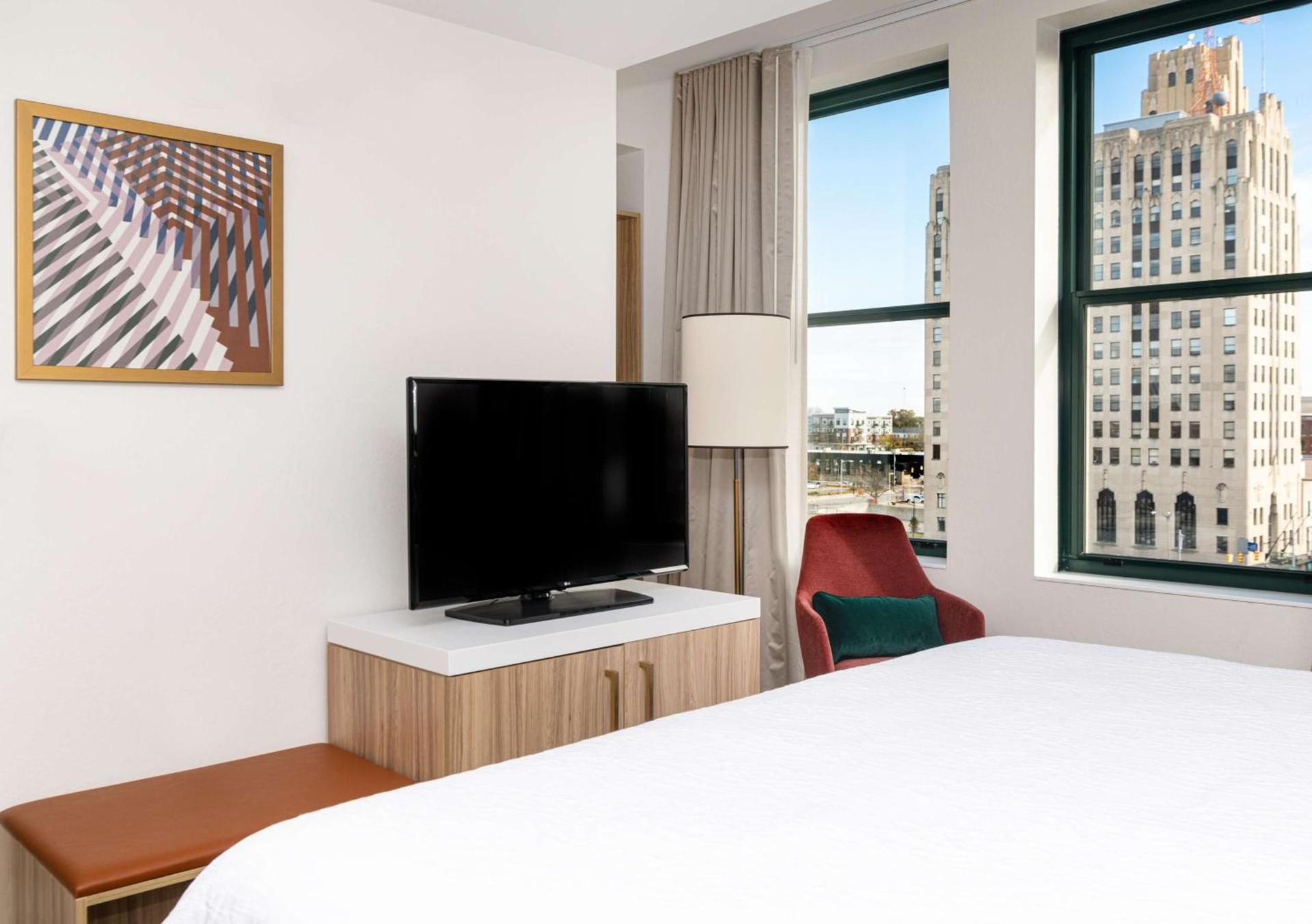 Hilton Garden Inn Flint Downtown photo 27
