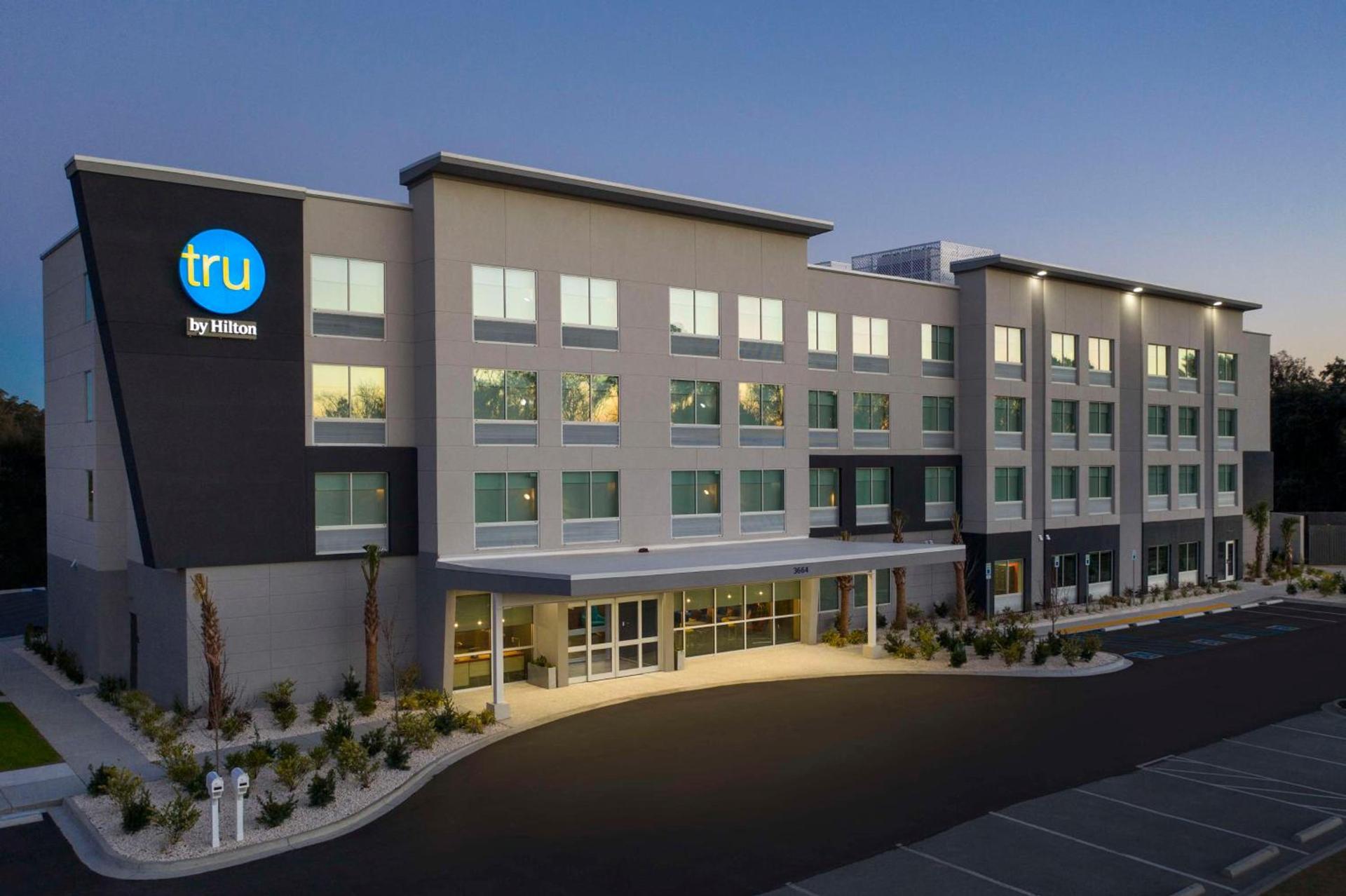 Tru by Hilton Beaufort, Sc photo 2