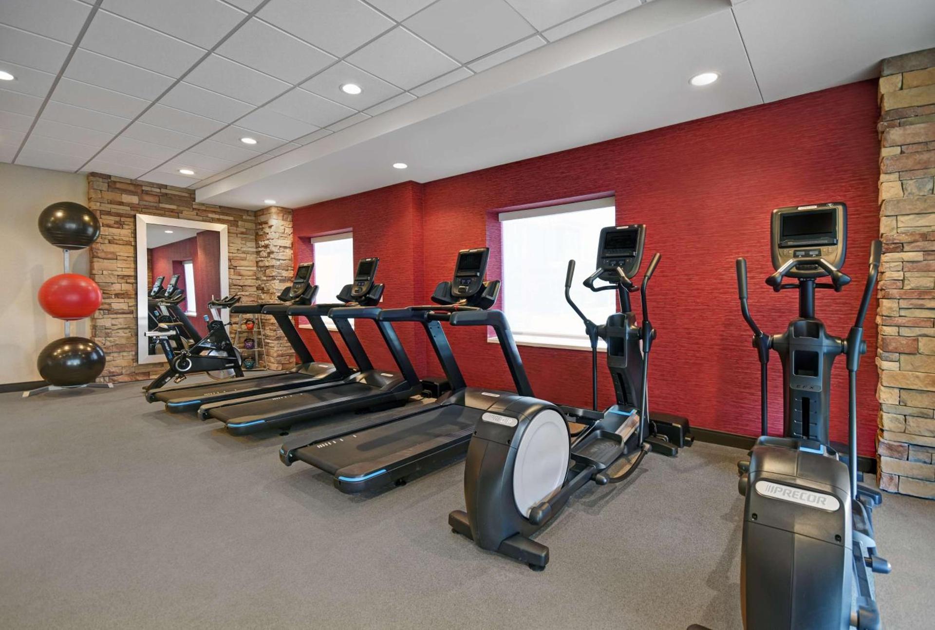 Home2 Suites By Hilton Columbus photo 21