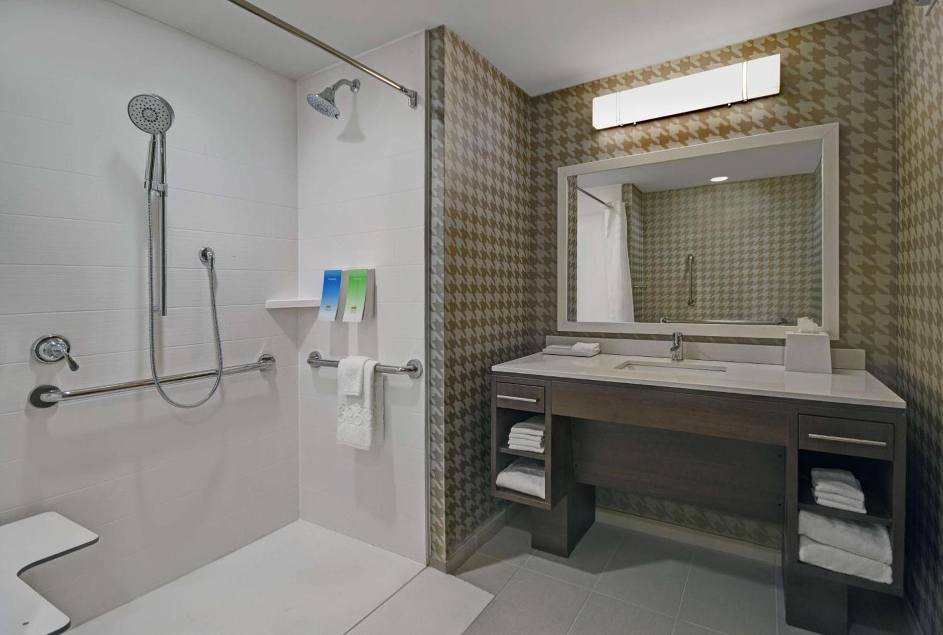 Home2 Suites By Hilton Columbus photo 41