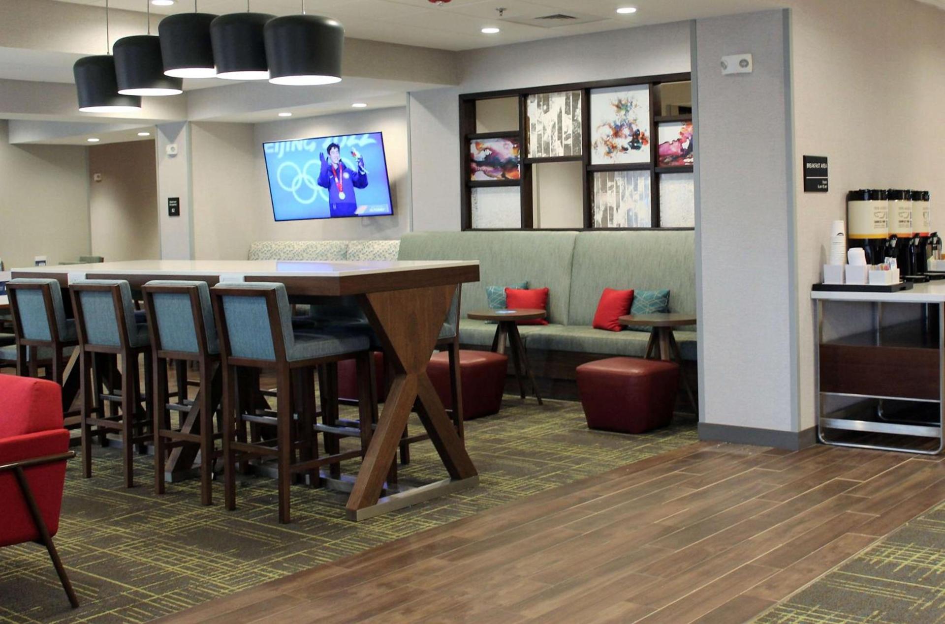 Hampton Inn Lexington photo 15