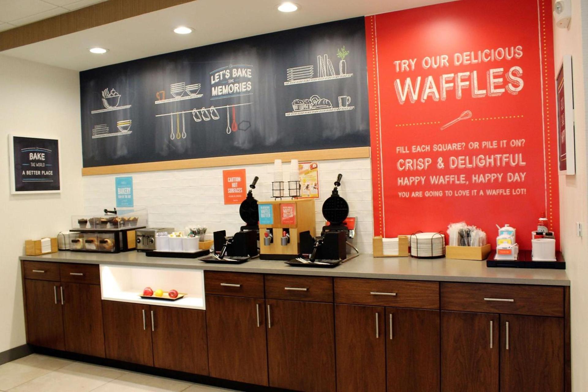 Hampton Inn Lexington photo 20