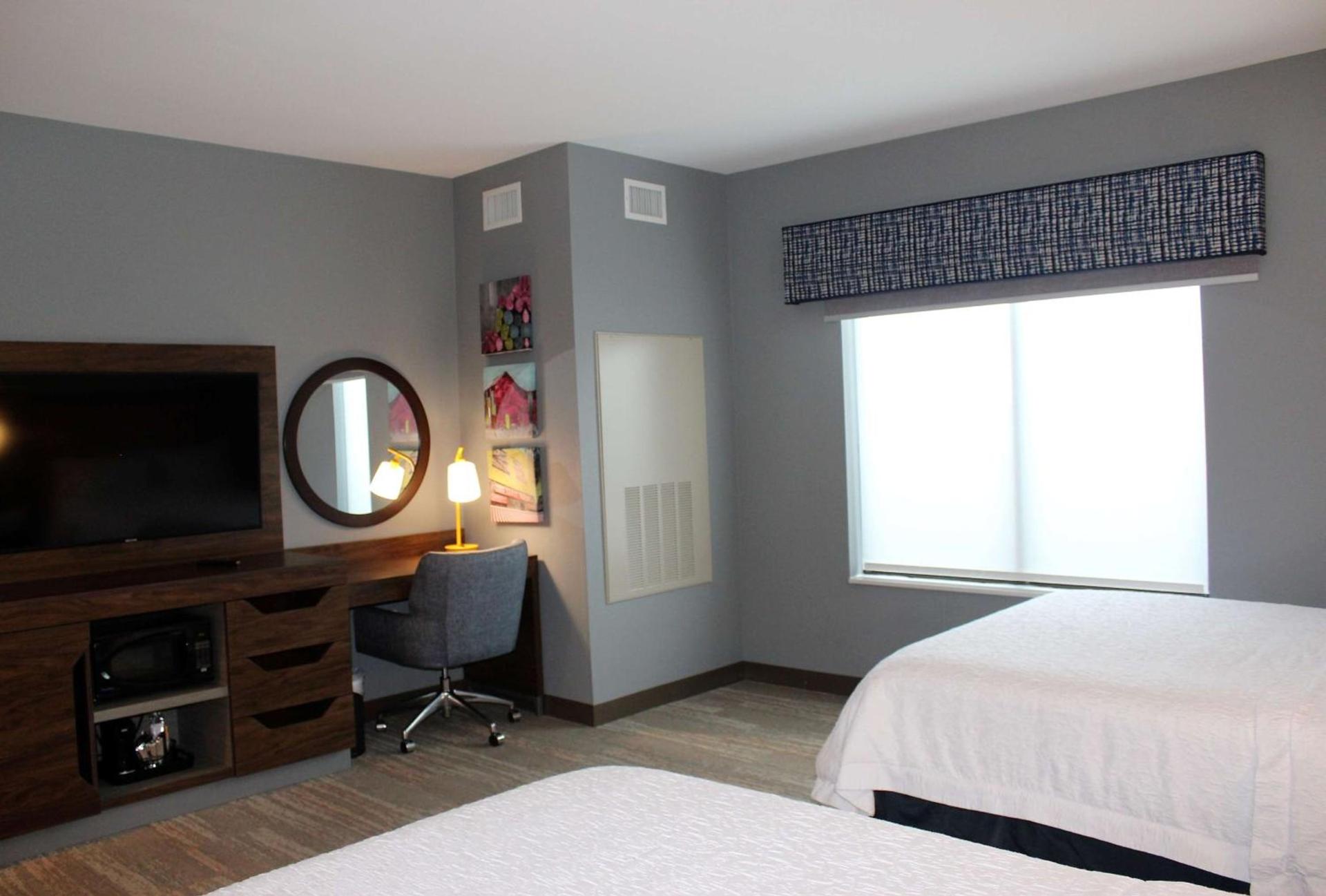 Hampton Inn Lexington photo 39