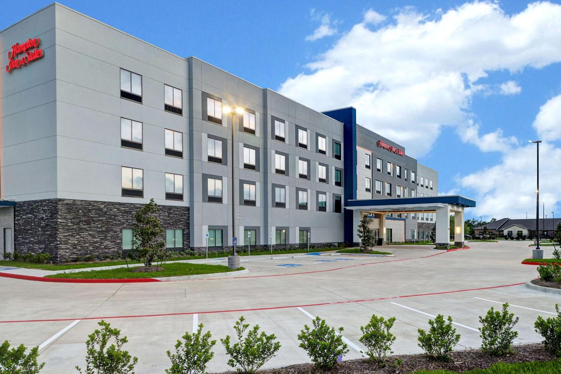 Hampton Inn & Suites Houston East Beltway 8, Tx photo 2