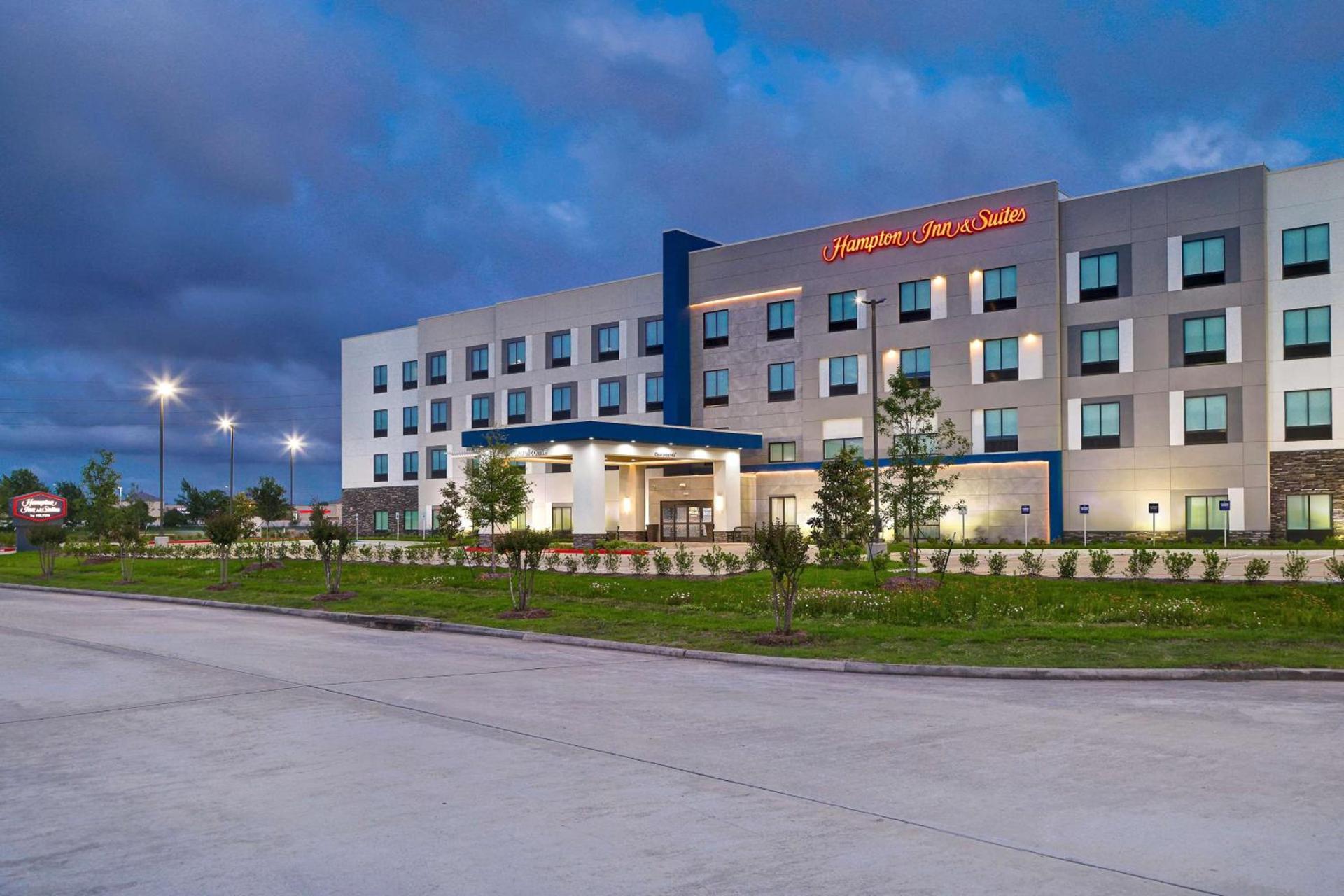 Hampton Inn & Suites Houston East Beltway 8, Tx photo 4