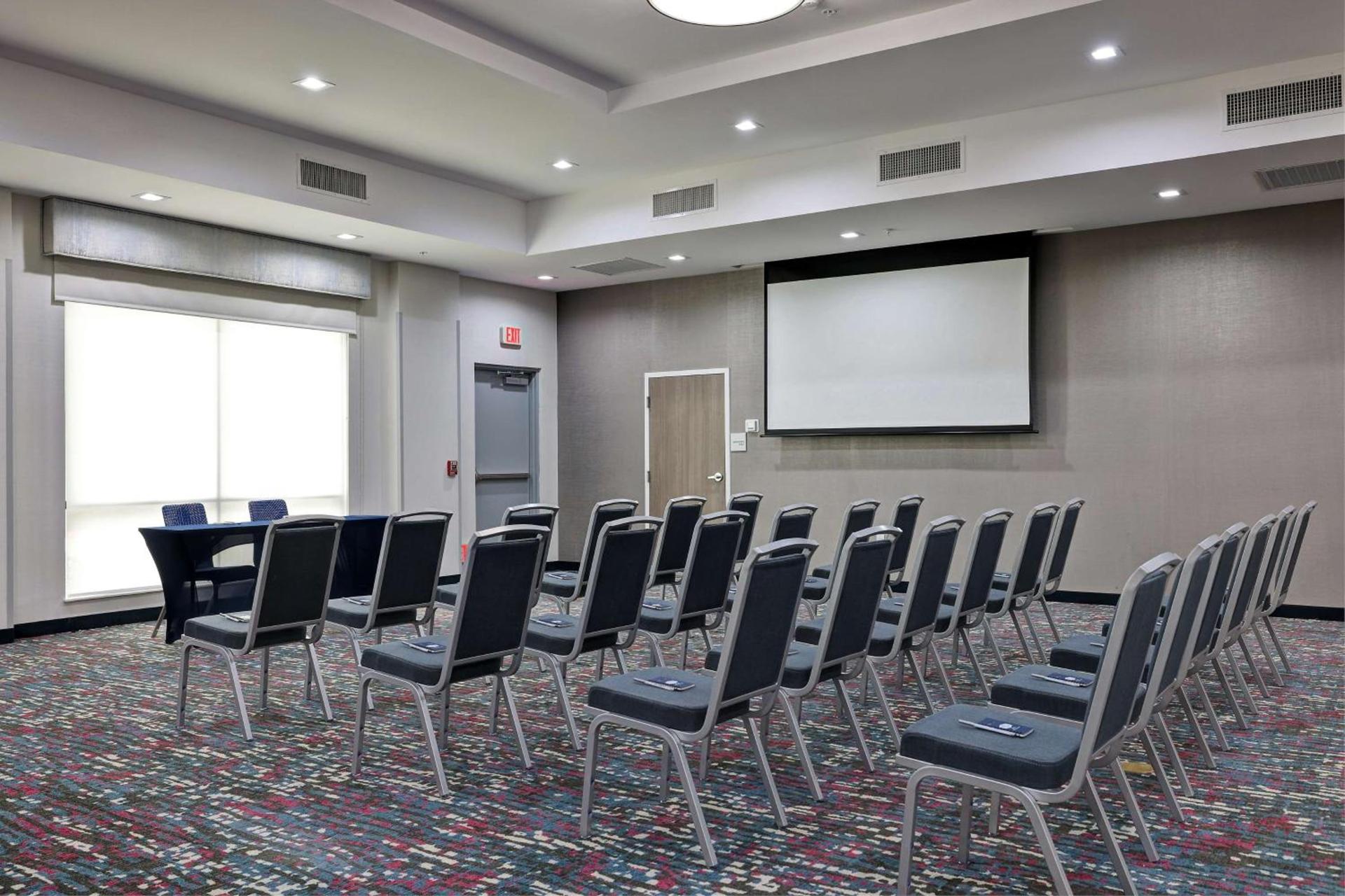 Hampton Inn & Suites Houston East Beltway 8, Tx photo 45
