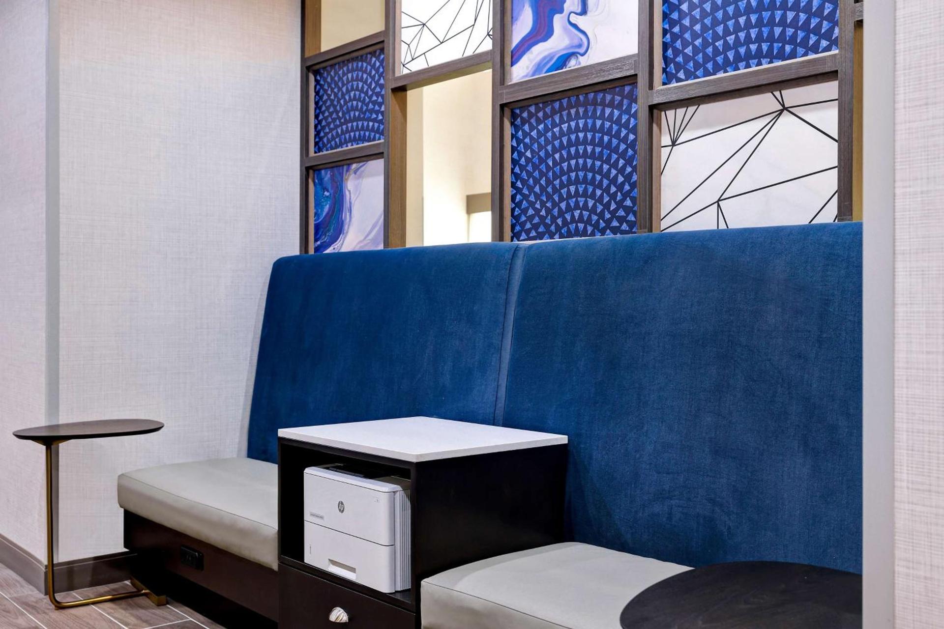 Hampton Inn & Suites Houston East Beltway 8, Tx photo 50