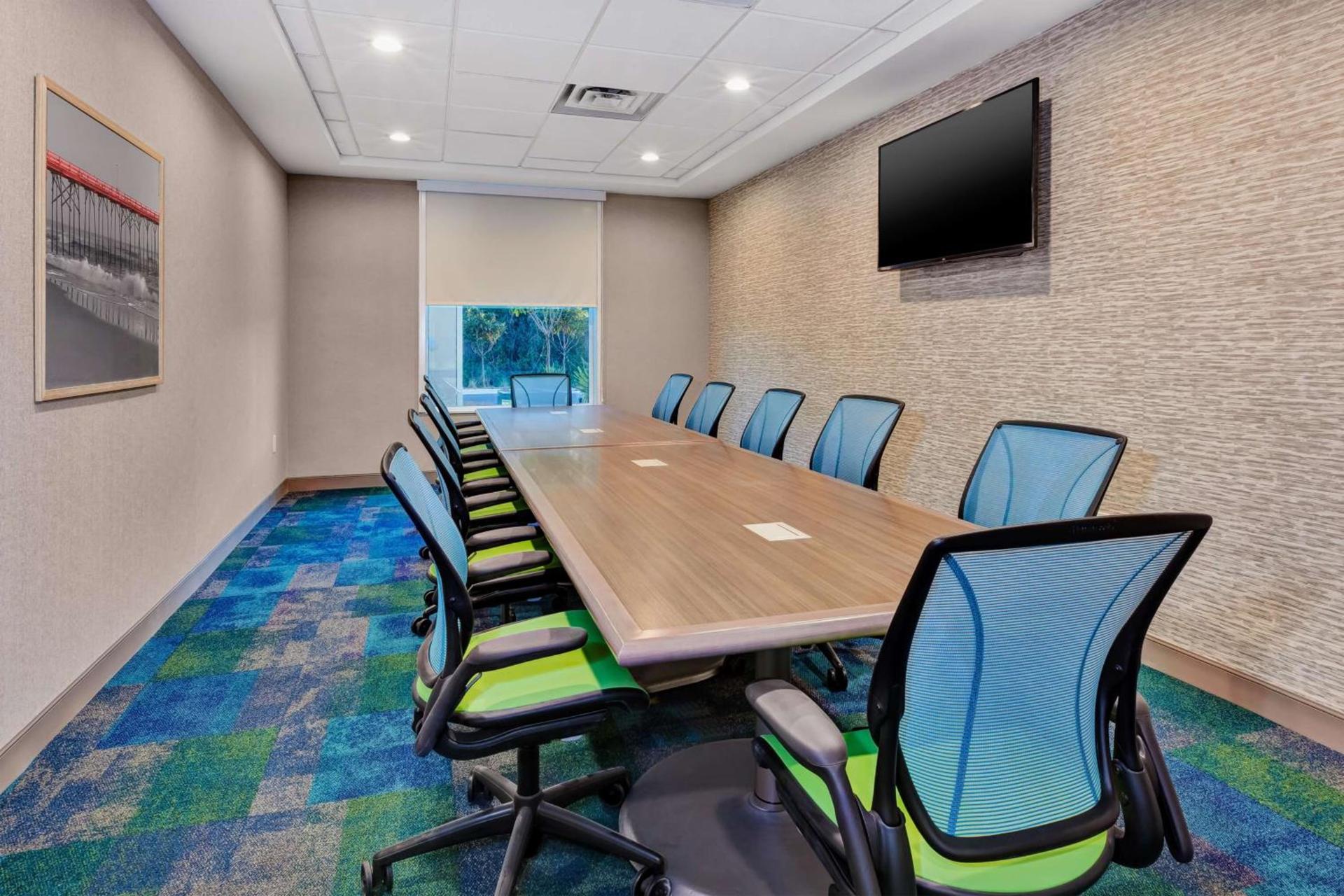 Home2 Suites Wilmington photo 17
