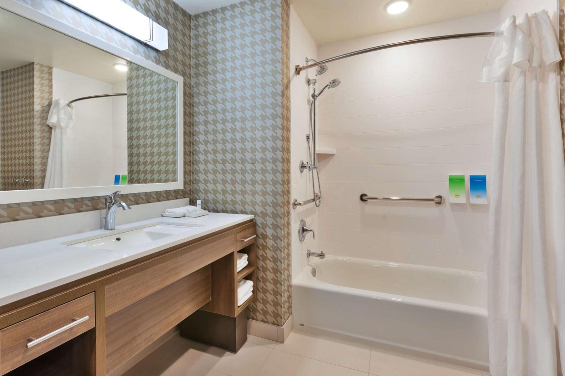 Home2 Suites By Hilton Grand Blanc Flint, Mi photo 11