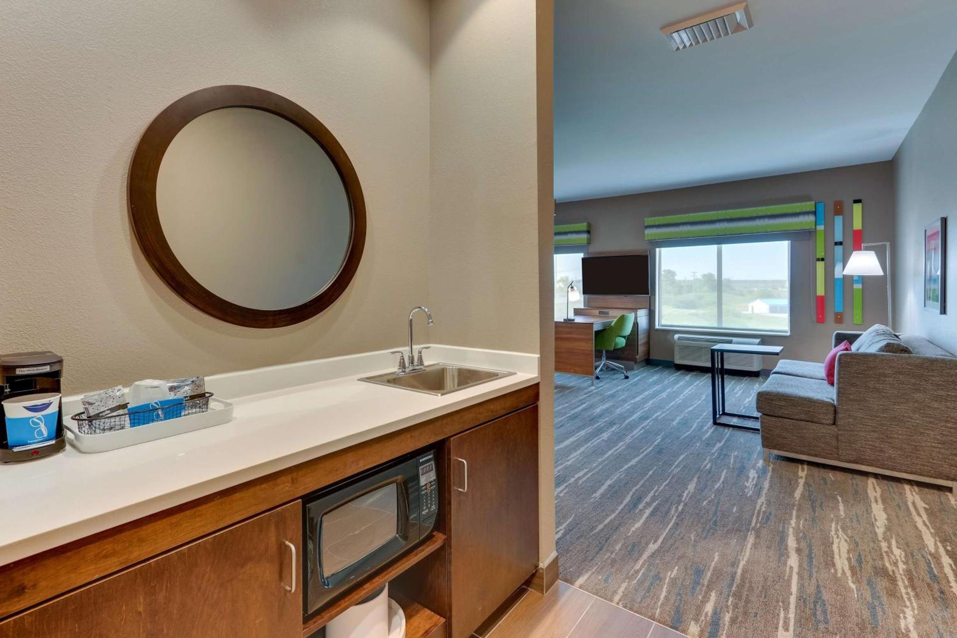 Hampton Inn Lebanon, IN photo 15