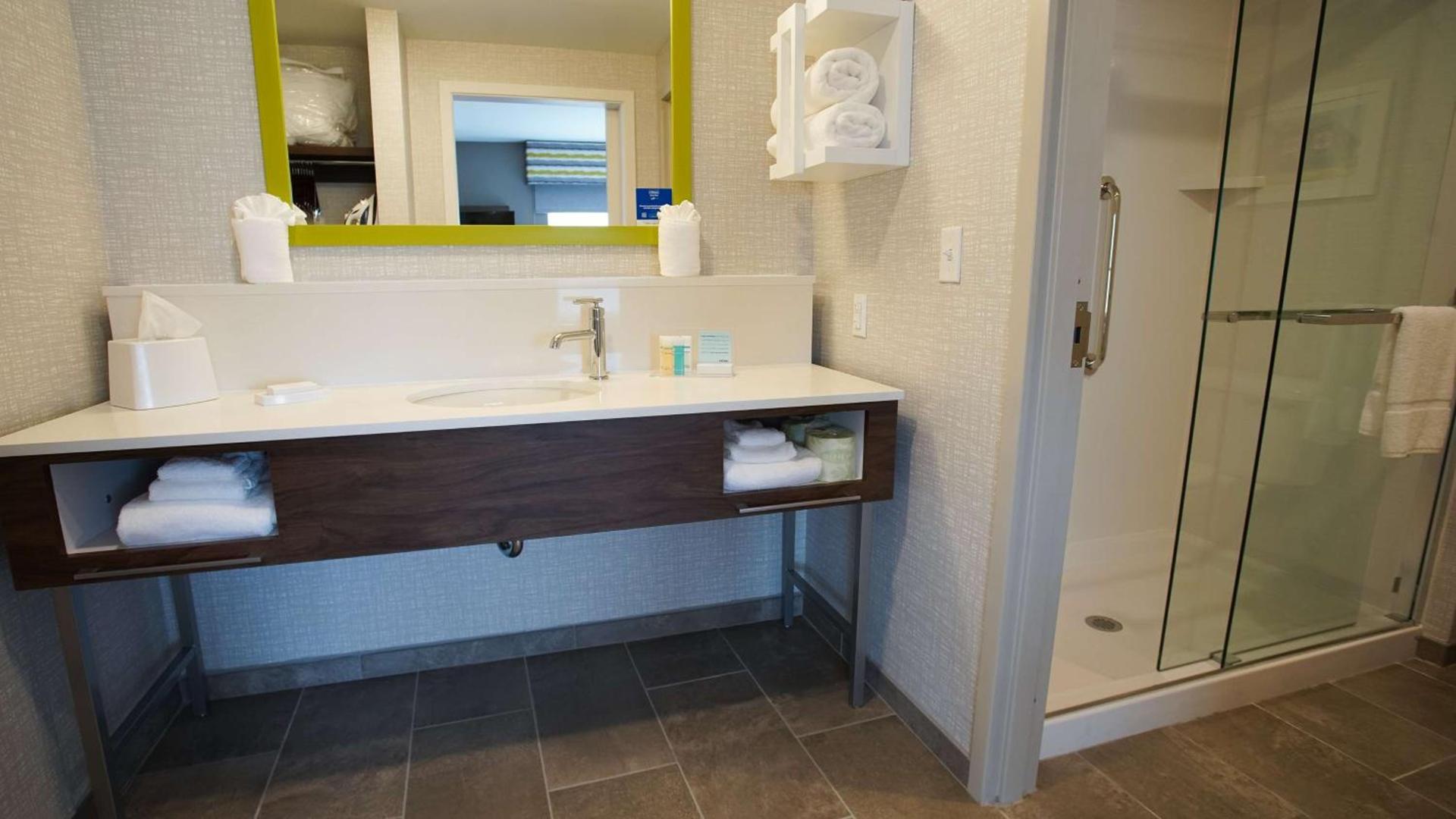 Hampton Inn & Suites St Clairsville, Oh photo 10