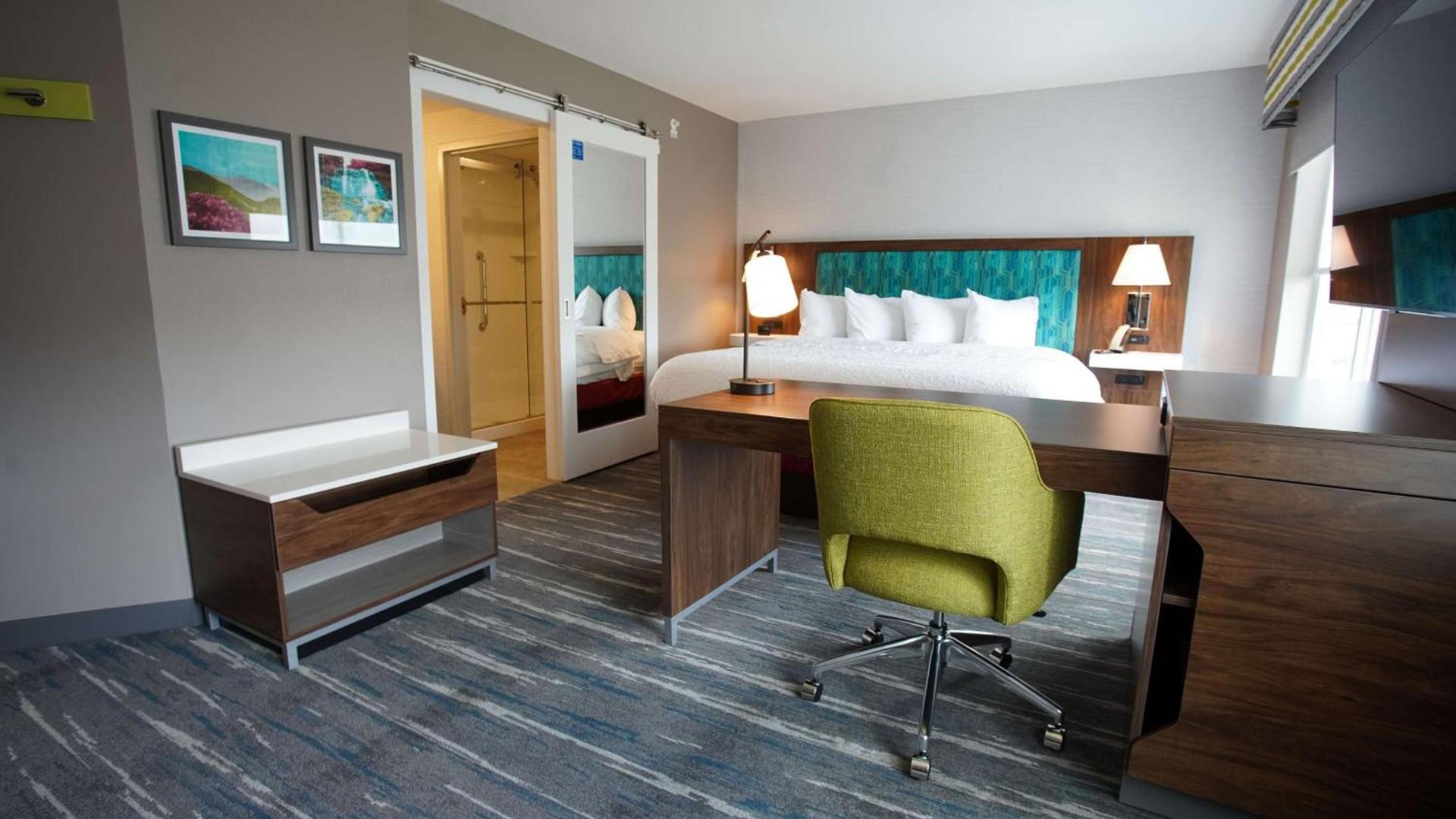 Hampton Inn & Suites St Clairsville, Oh photo 6