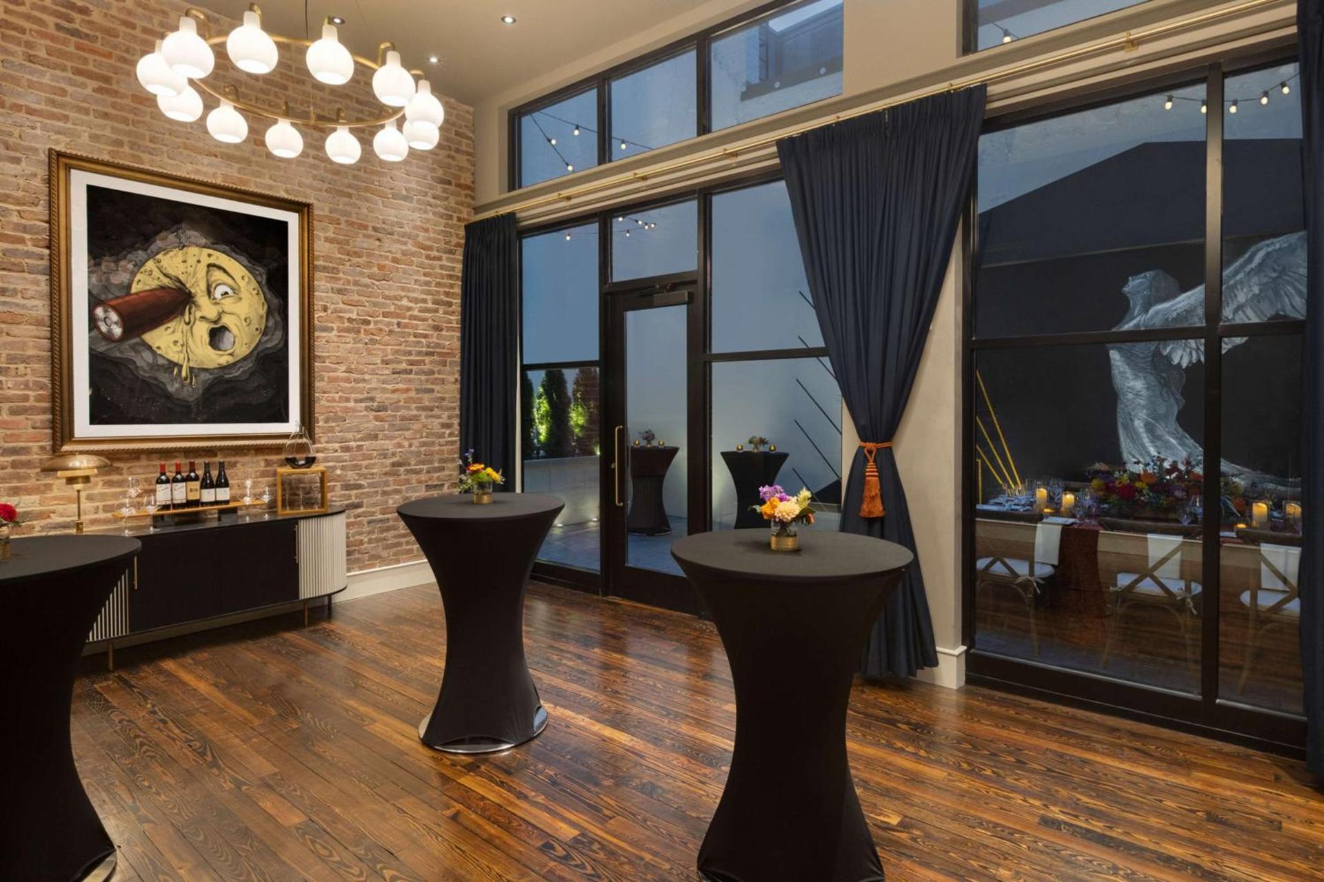 106 Jefferson Huntsville, Curio Collection by Hilton photo 9