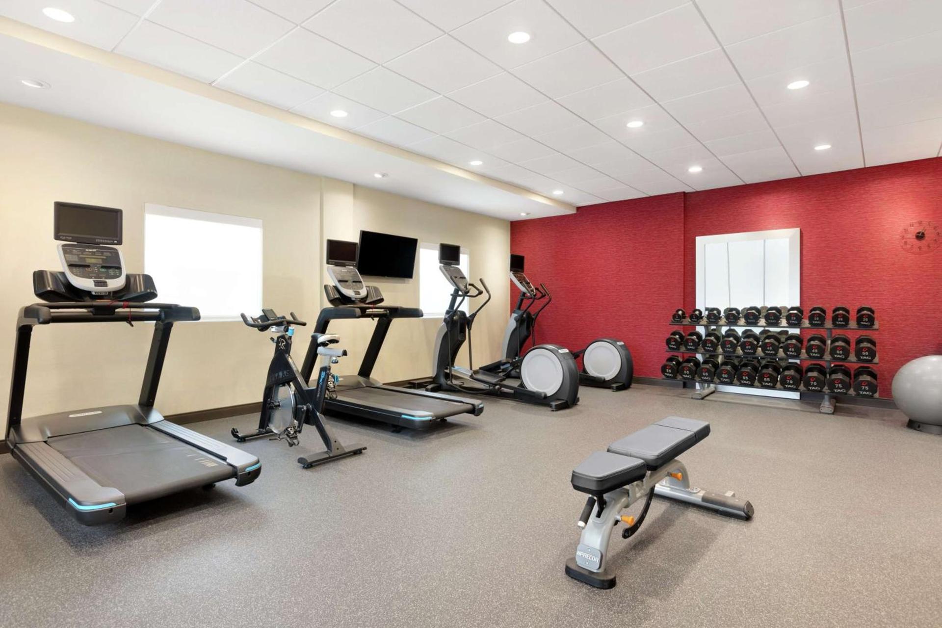 Home2 Suites by Hilton New Brunswick, NJ photo 17