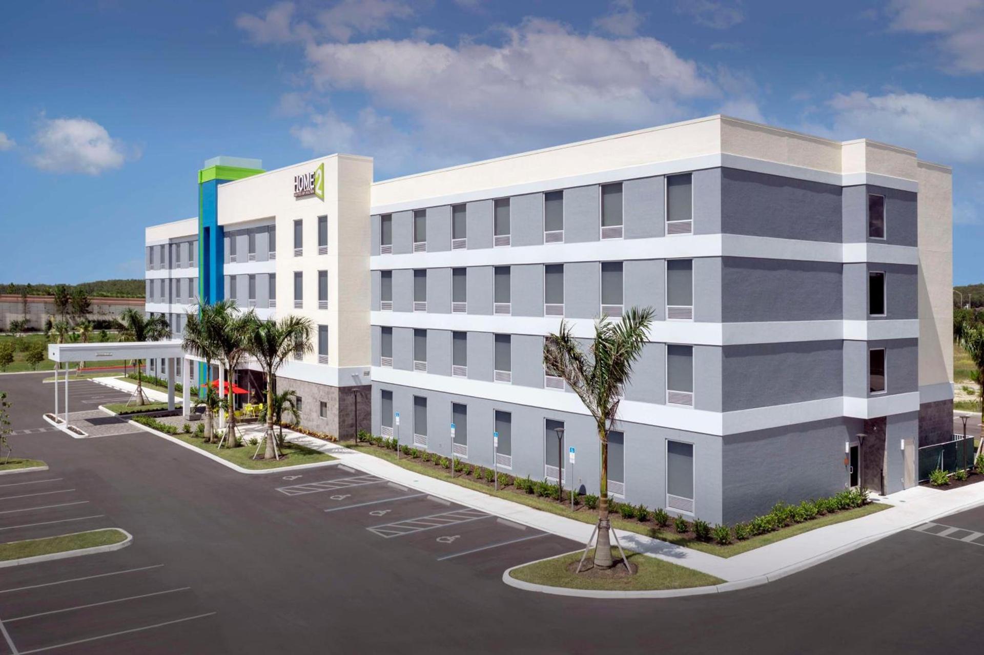 Home2 Suites by Hilton Fort Myers Airport photo 1