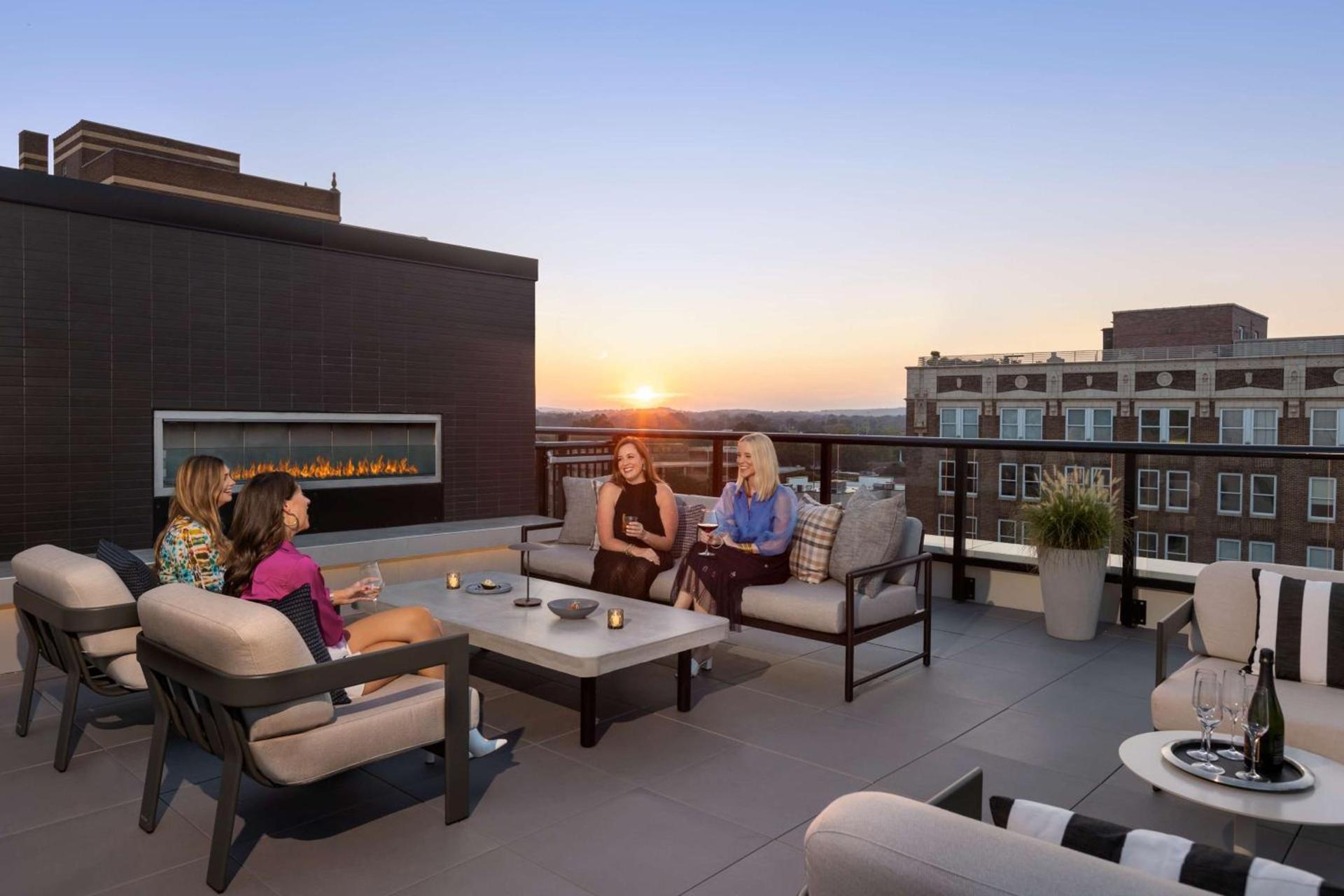 106 Jefferson Huntsville, Curio Collection by Hilton photo 53