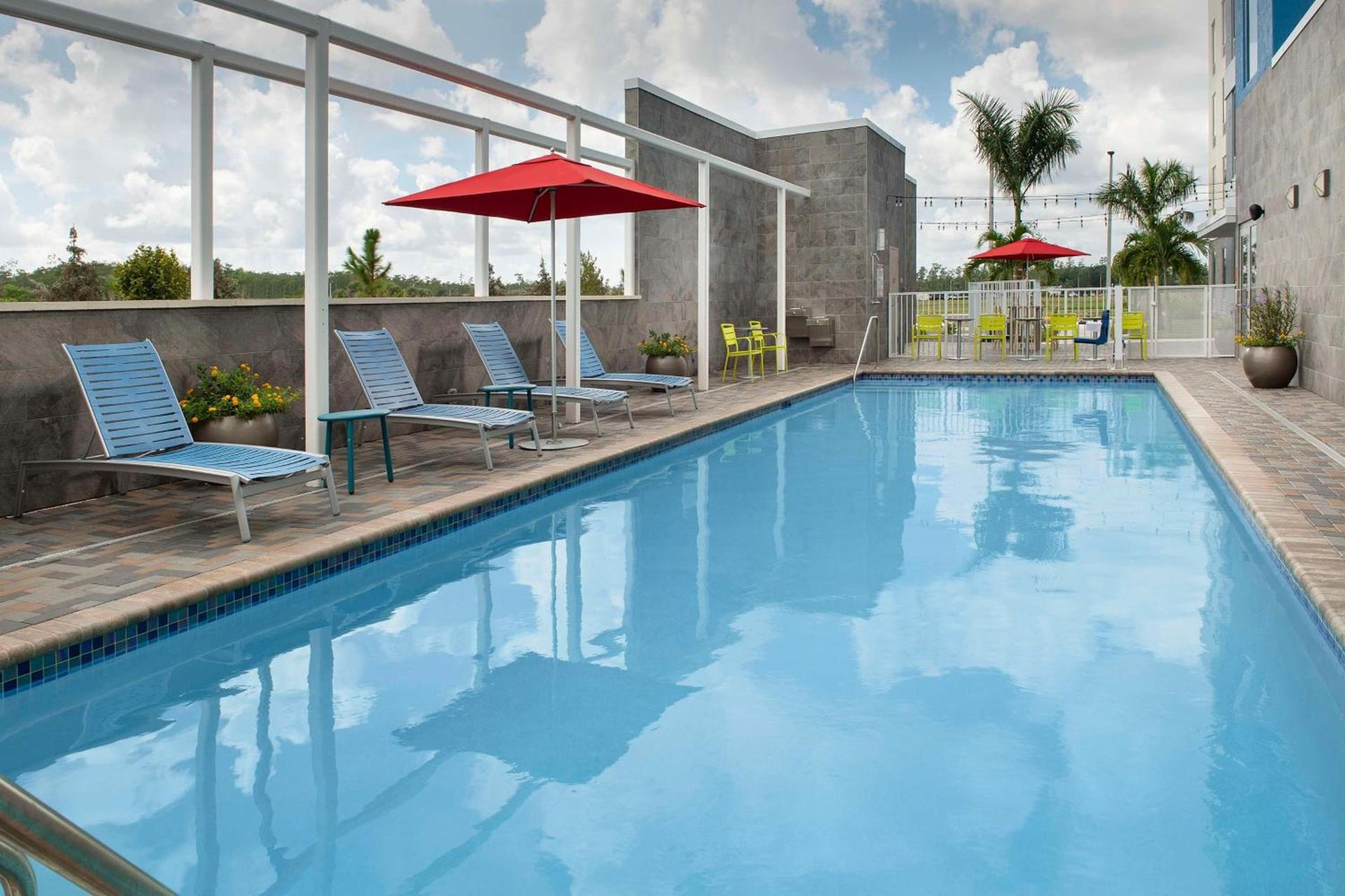 Home2 Suites by Hilton Fort Myers Airport photo 10