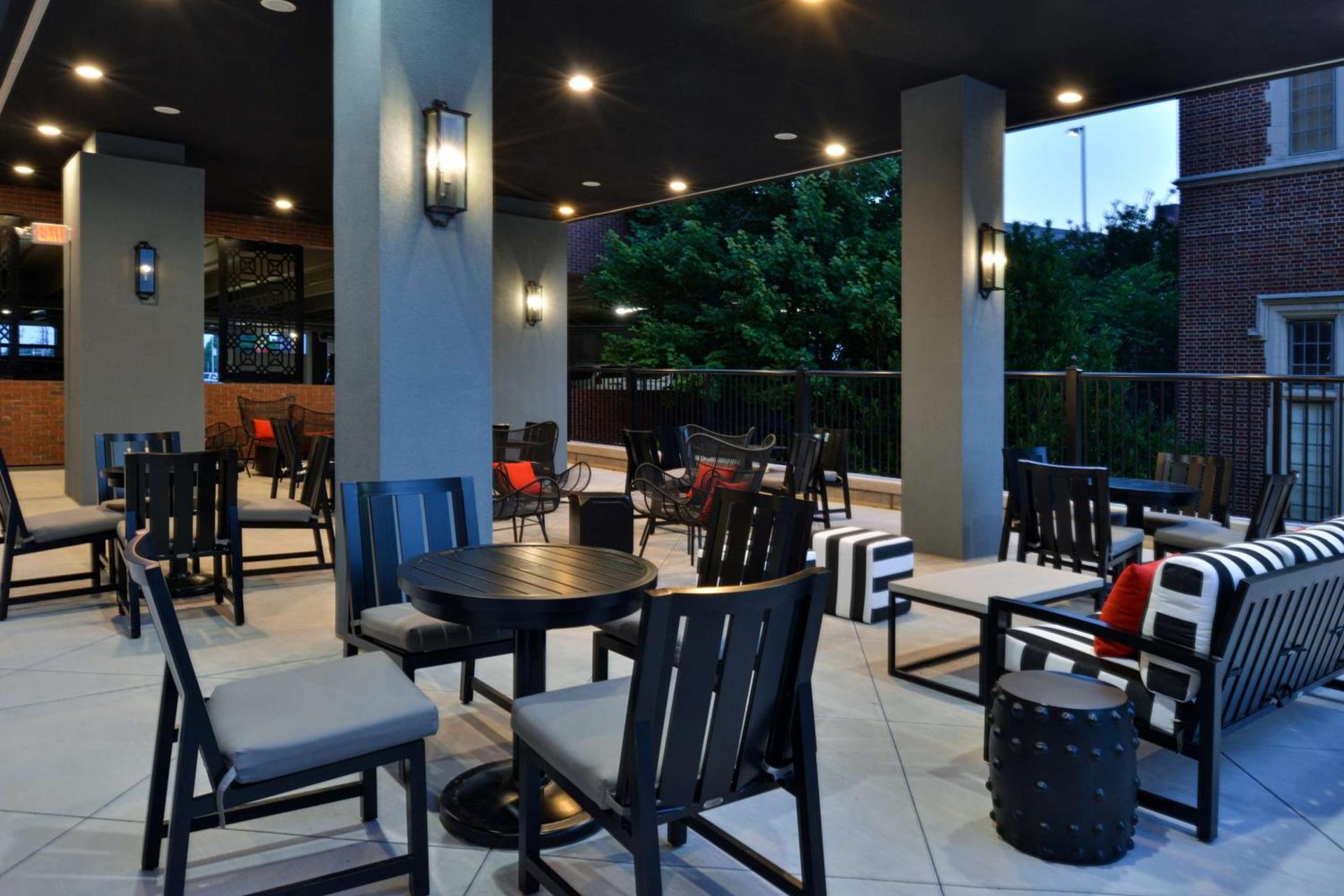 Hampton Inn & Suites Greensboro Downtown, Nc photo 4