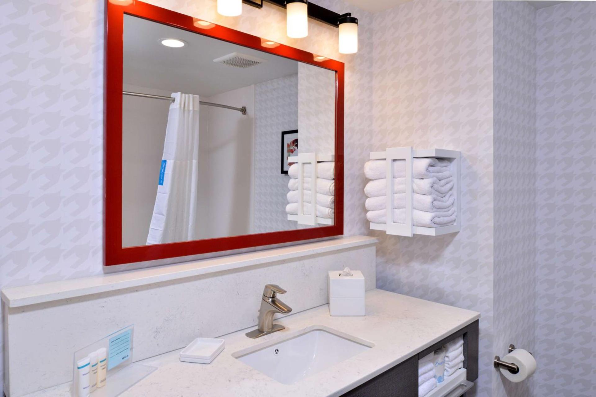 Hampton Inn & Suites Greensboro Downtown, Nc photo 23