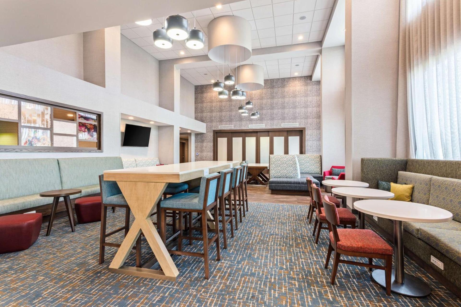Hampton Inn & Suites Alachua I-75, FL photo 6