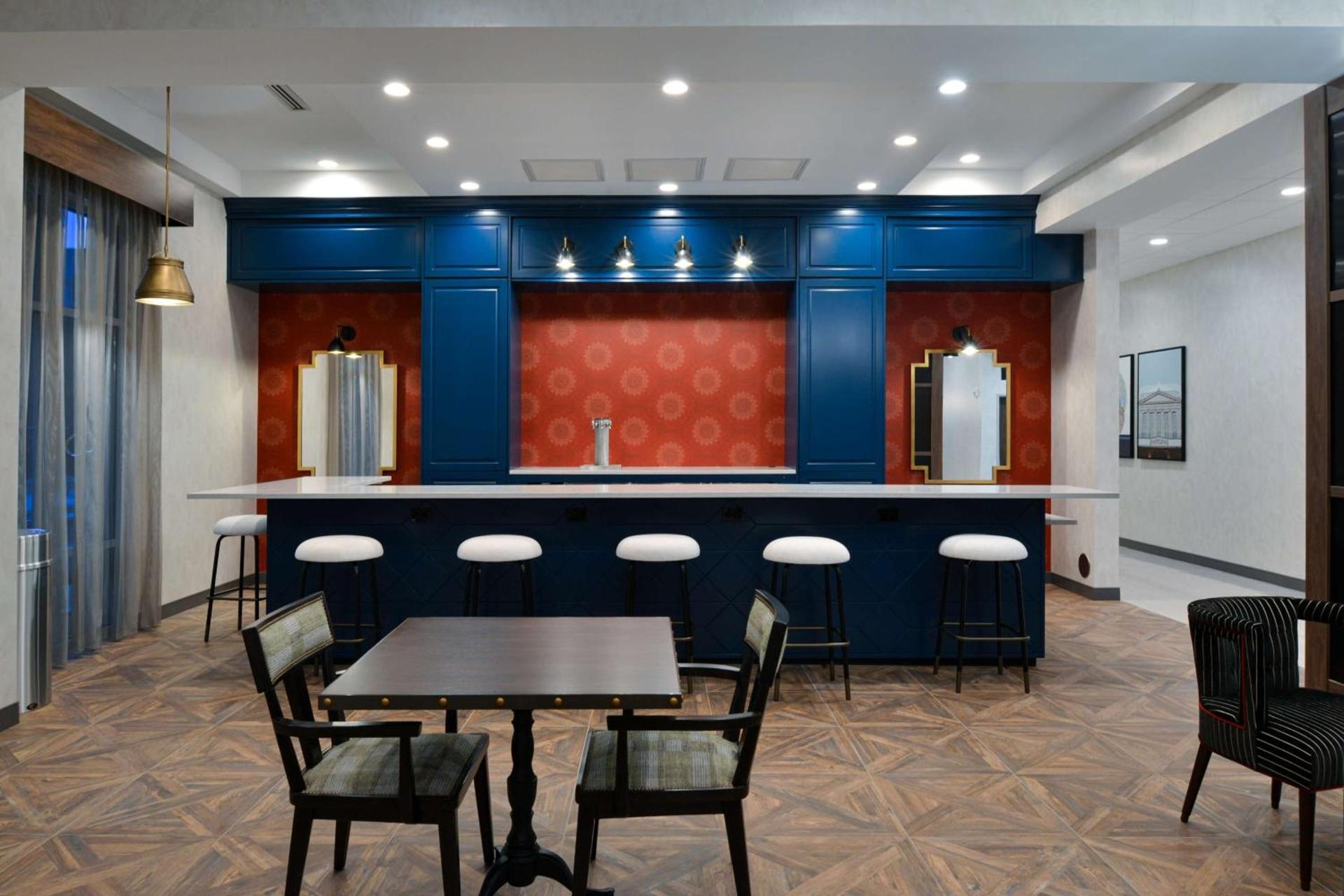 Hampton Inn & Suites Greensboro Downtown, Nc photo 43