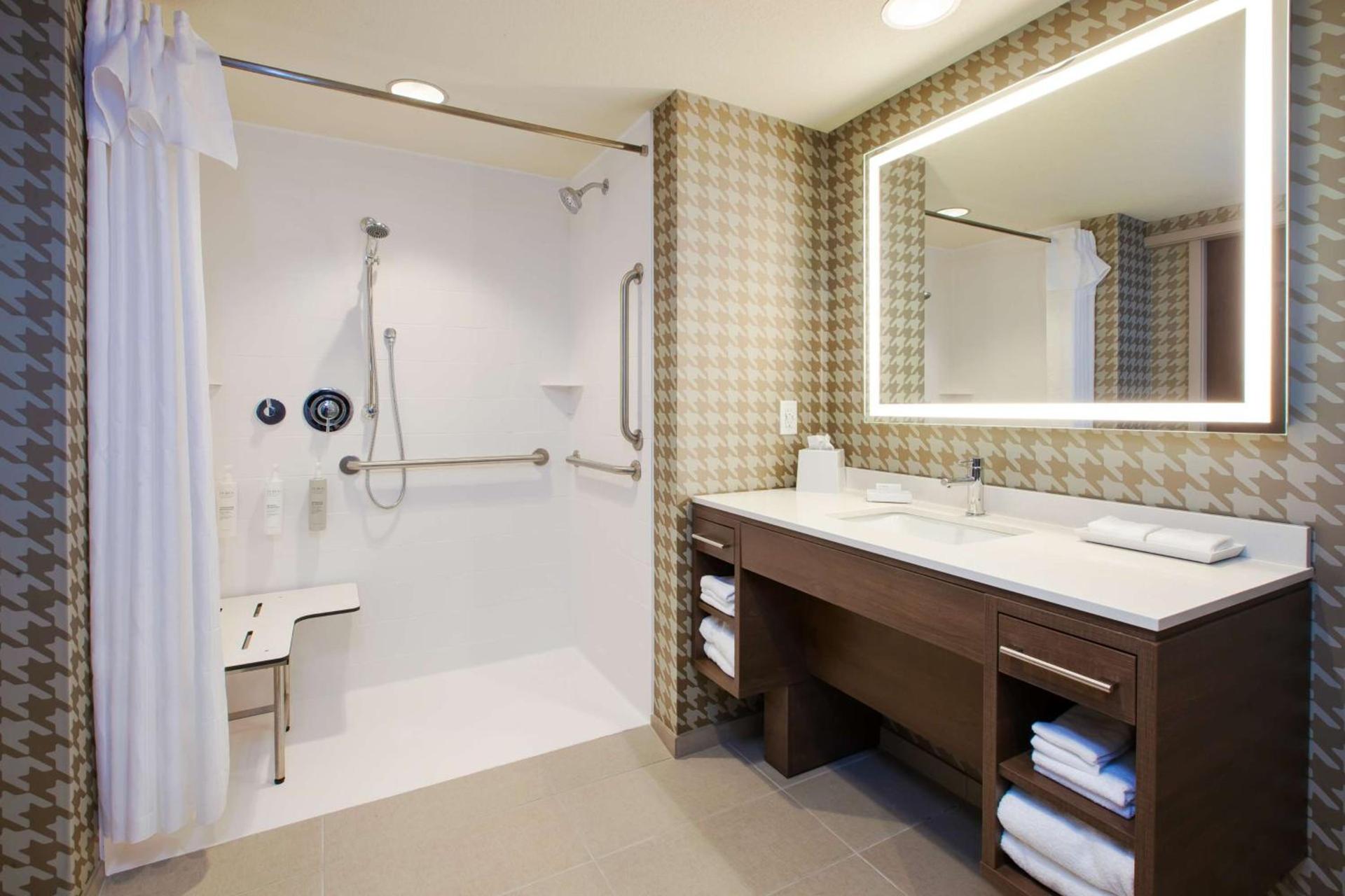 Home2 Suites By Hilton Grand Rapids South photo 17