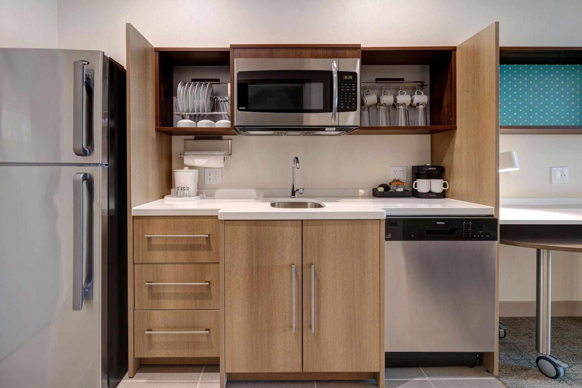 Home2 Suites Galveston, Tx photo 66