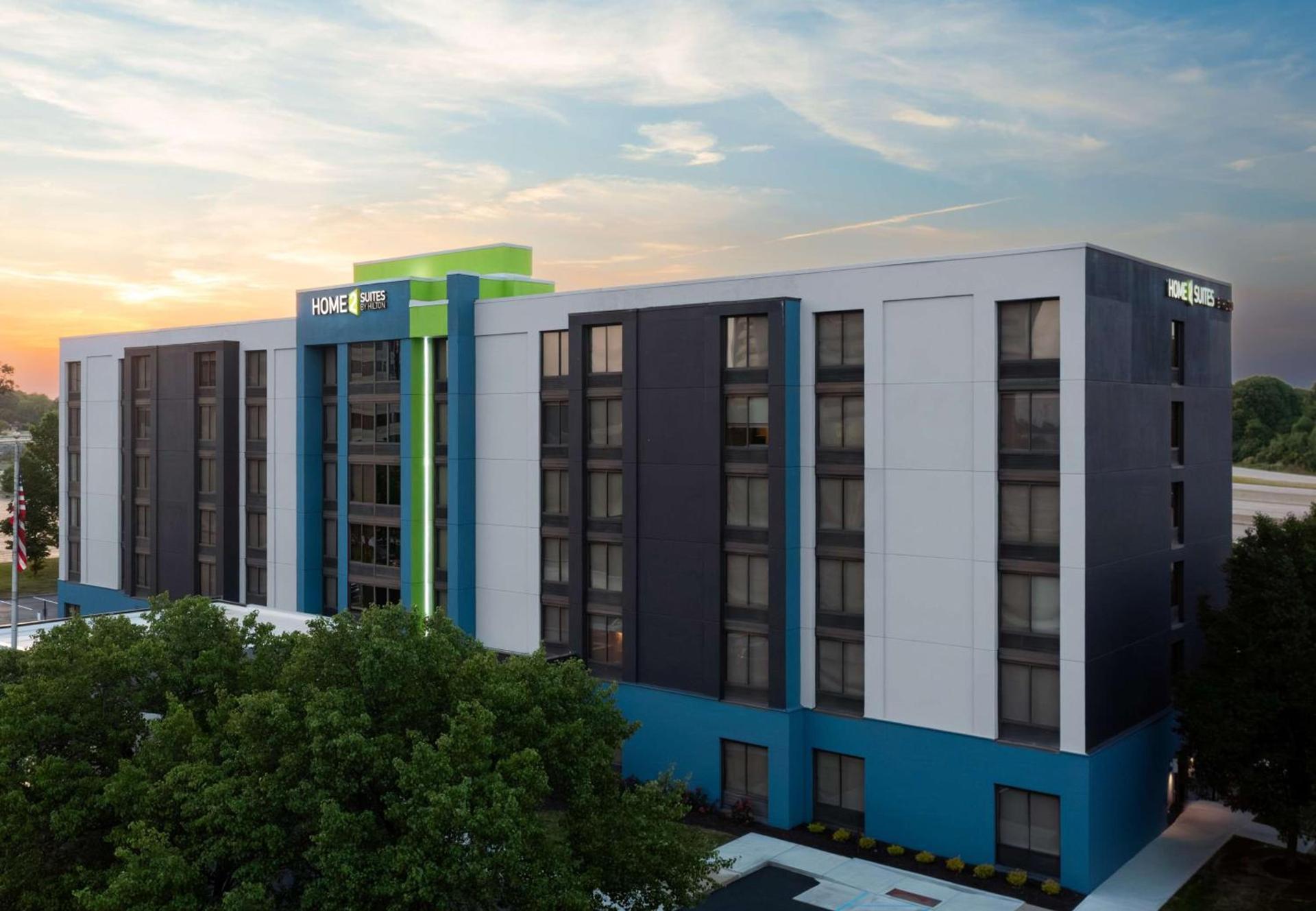 Home2 Suites by Hilton Indianapolis - Keystone Crossing photo 6