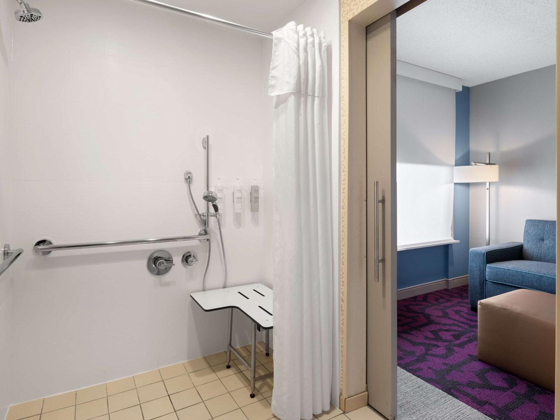Home2 Suites by Hilton Indianapolis - Keystone Crossing photo 18