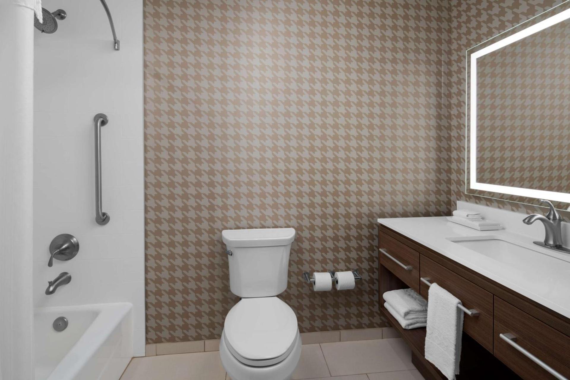 Home2 Suites By Hilton Hobbs photo 17