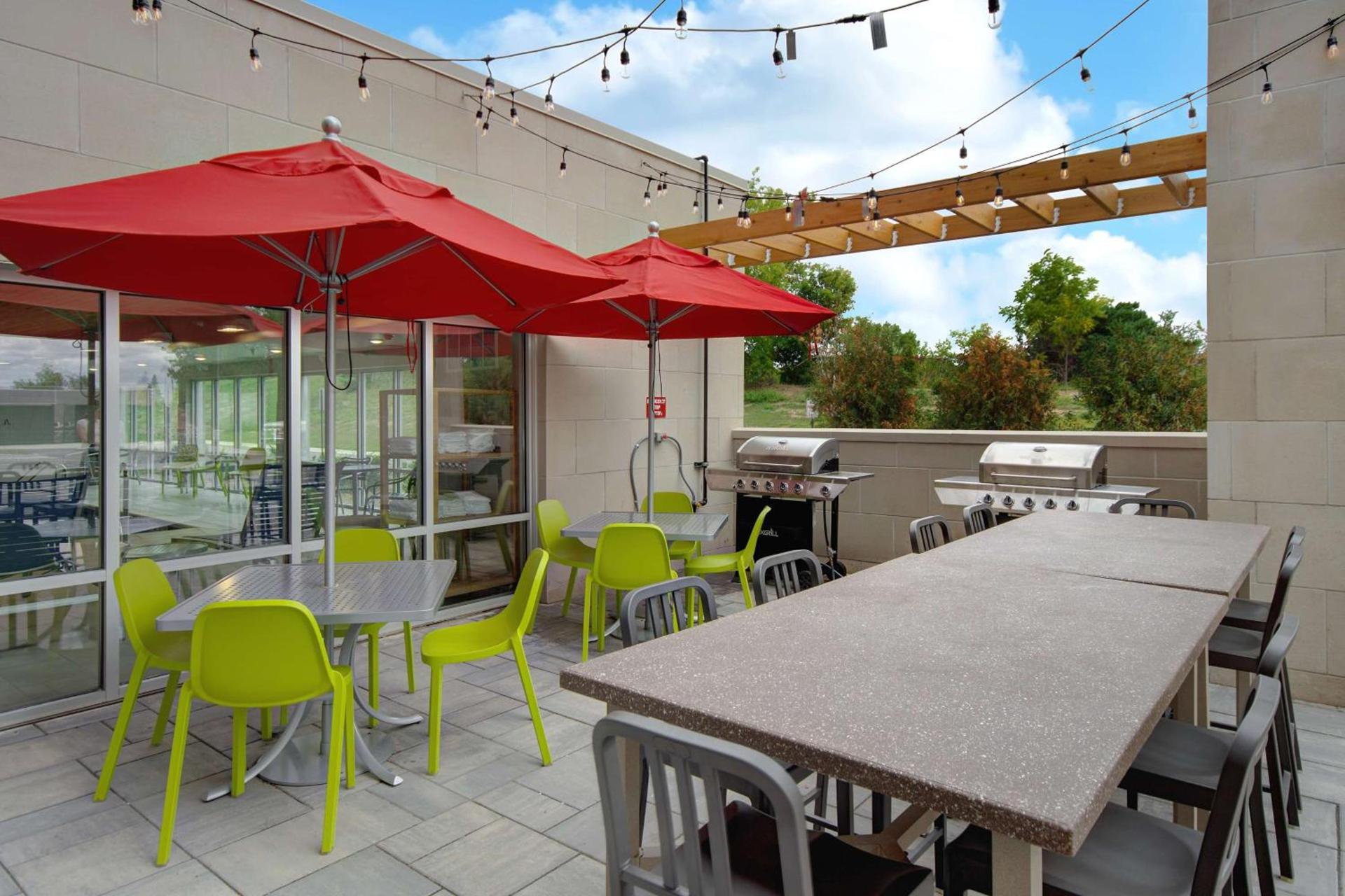 Home2 Suites By Hilton Grand Rapids Airport photo 9
