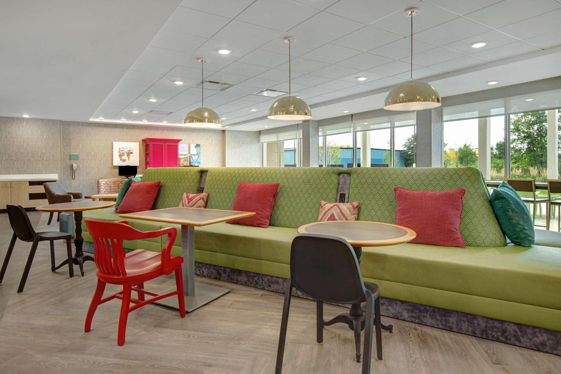 Home2 Suites By Hilton Grand Rapids Airport photo 15