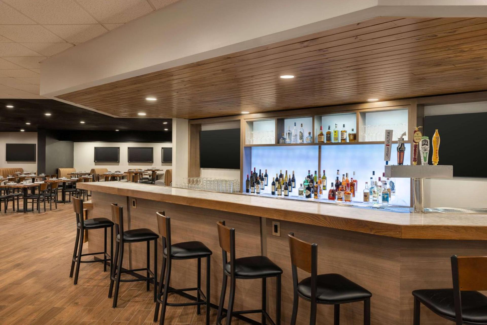 Doubletree By Hilton Fort Worth South photo 17