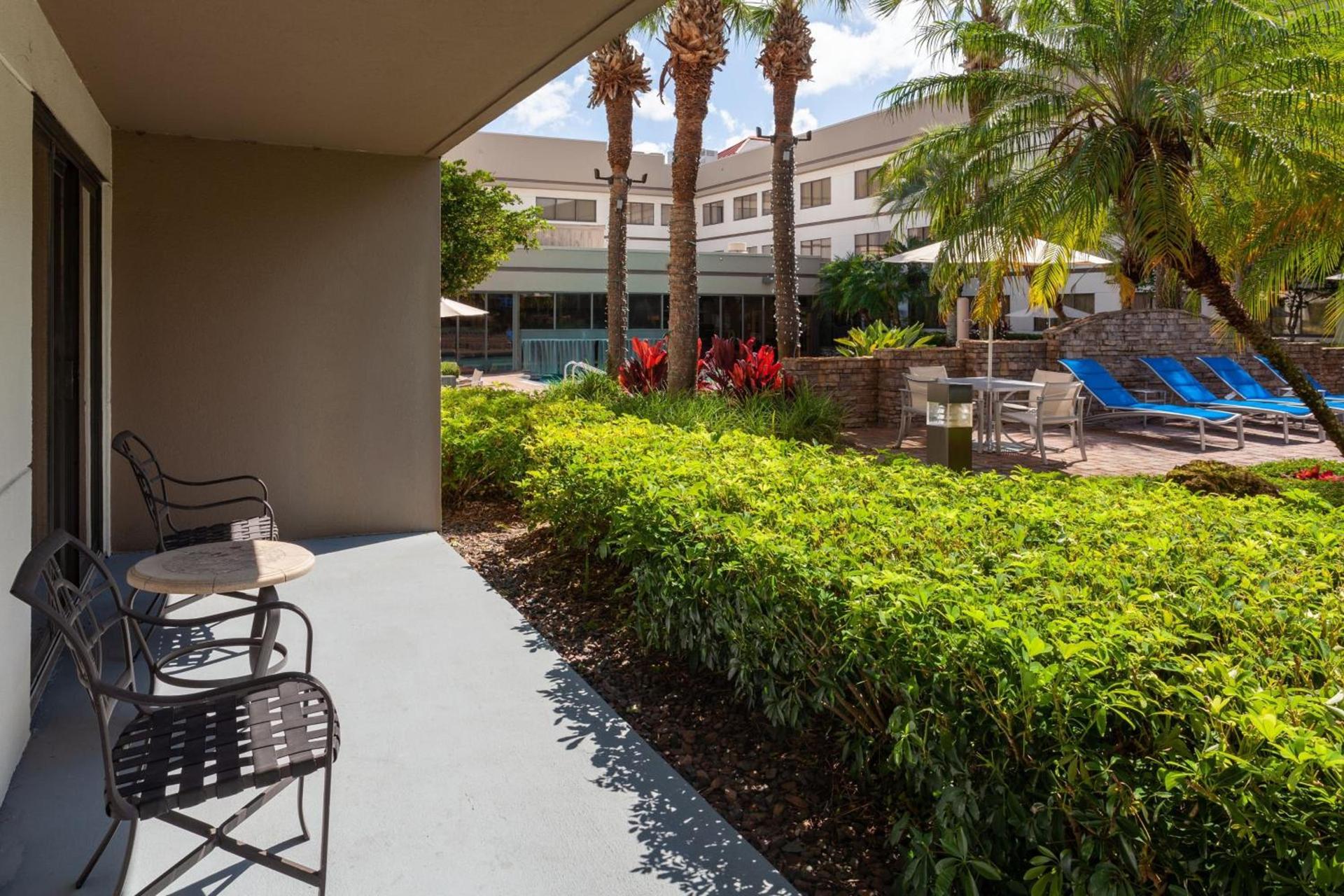 Sheraton Suites Orlando Airport Hotel photo 9