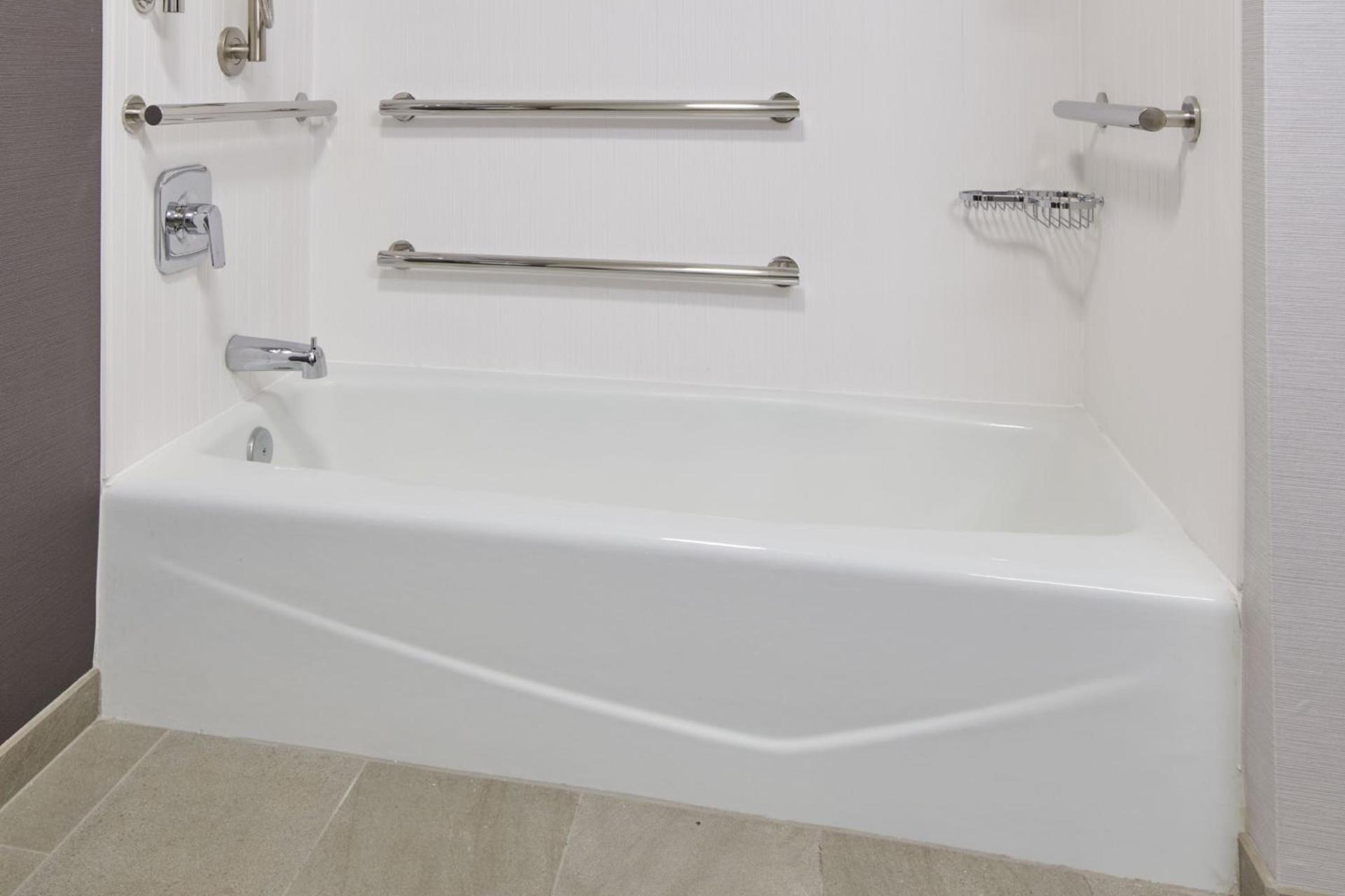 Courtyard Chicago Lincolnshire photo 13