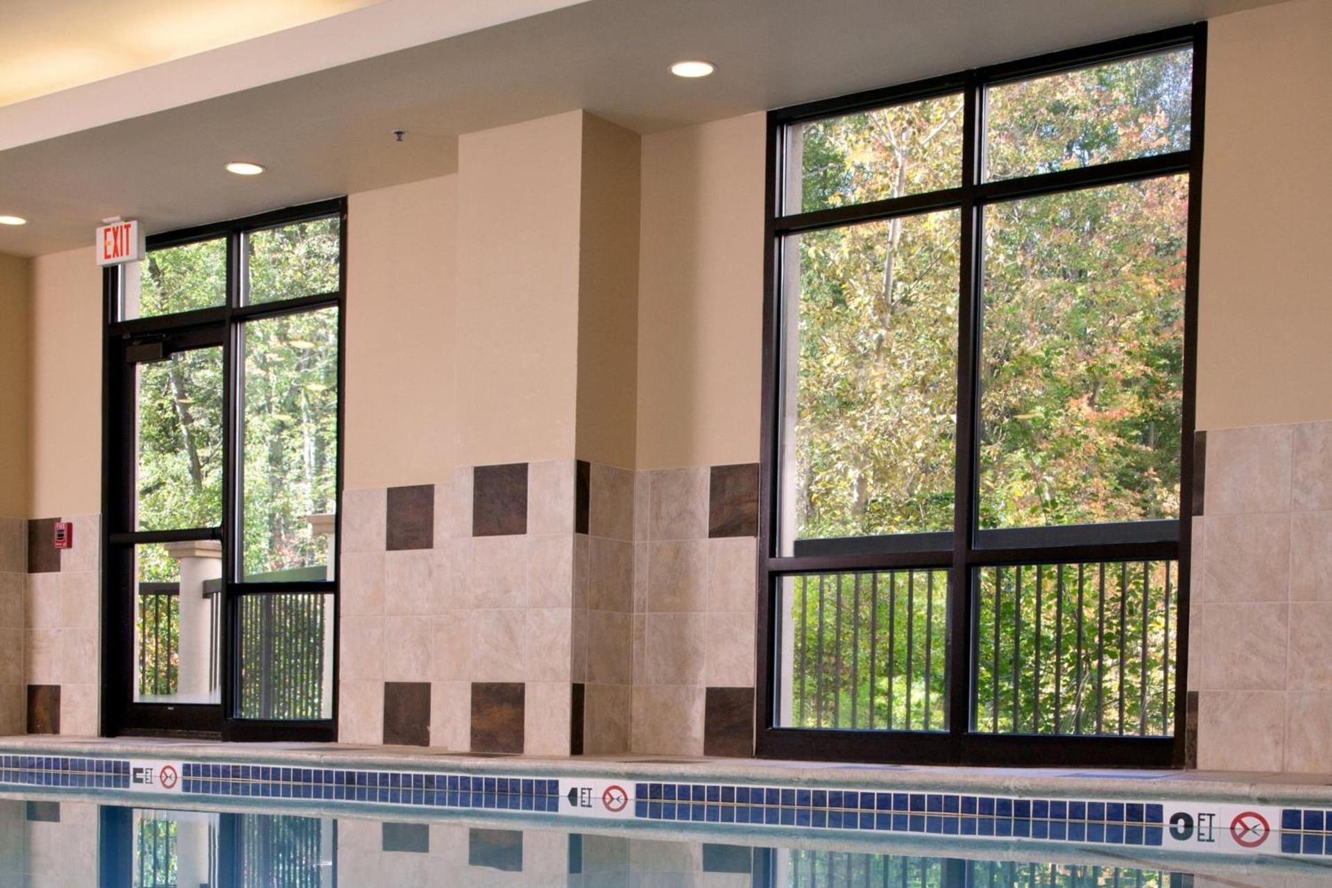 Courtyard Boston Woburn/Boston North photo 17