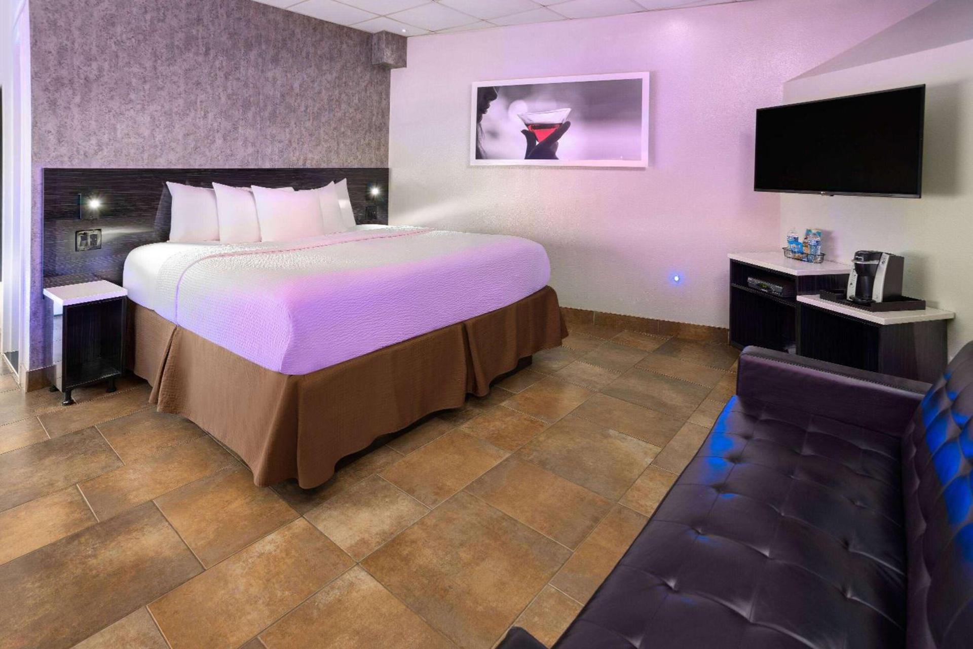 Ramada by Wyndham Bronx photo 24