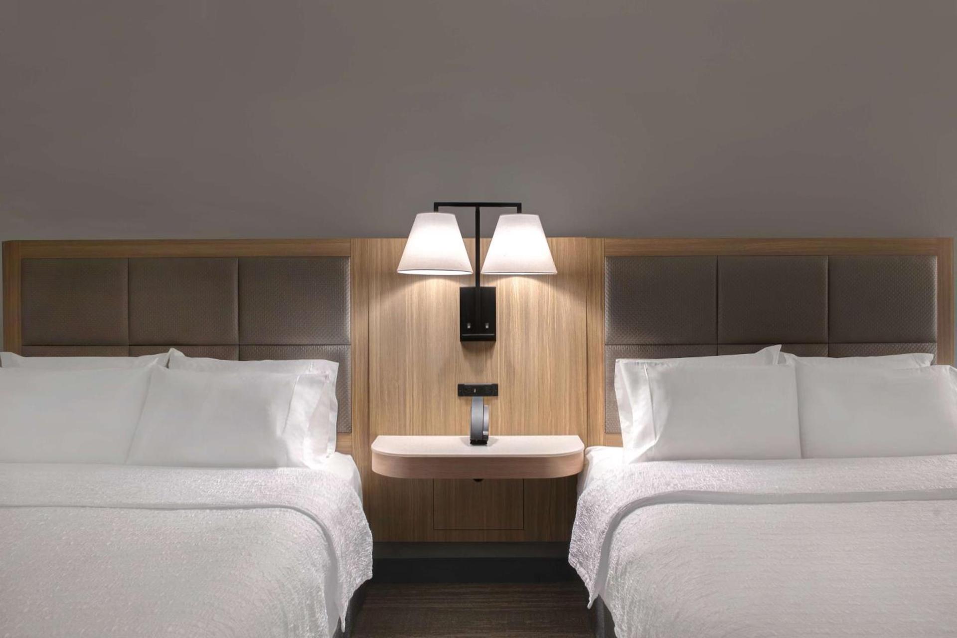 Hampton Inn Easley photo 26