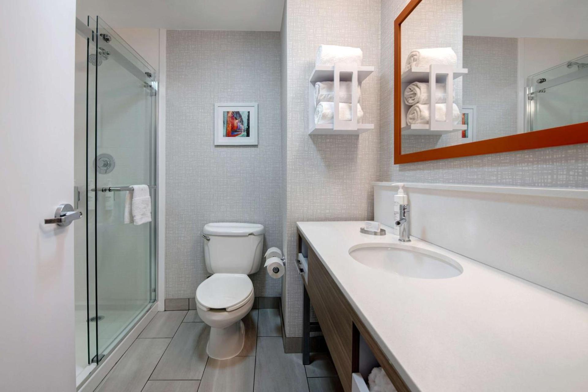 Hampton Inn Easley photo 40