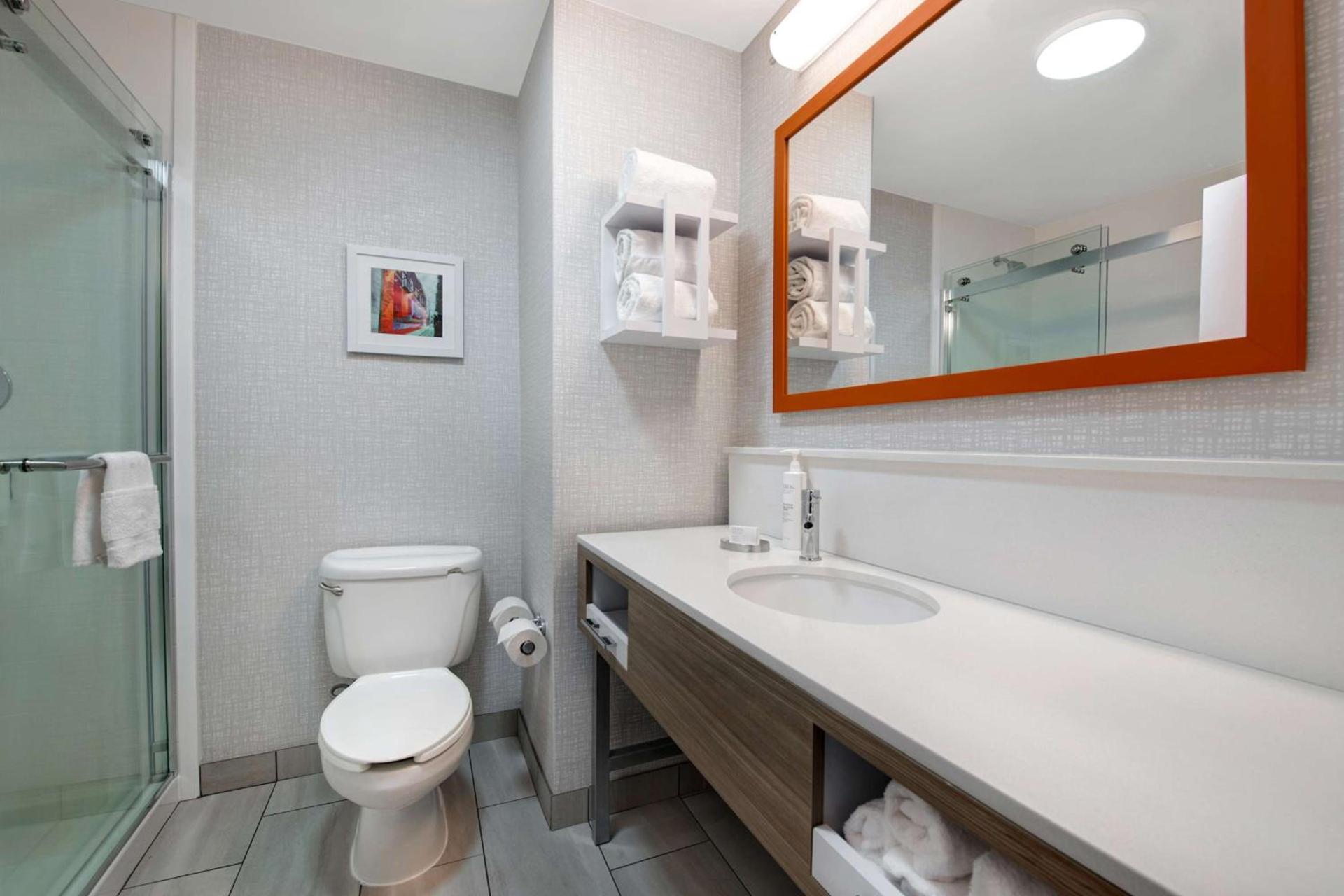 Hampton Inn Easley photo 49