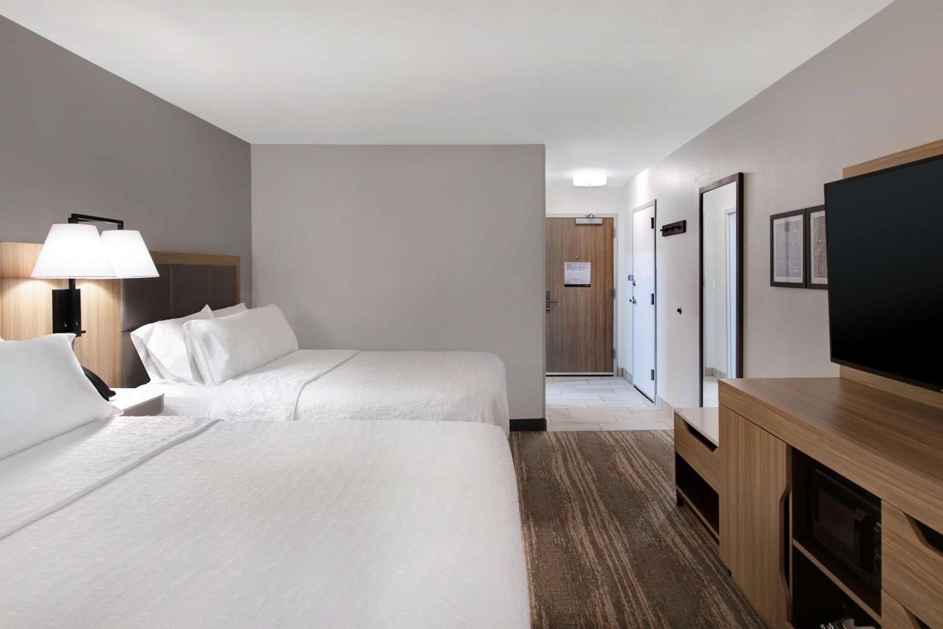 Hampton Inn Easley photo 52