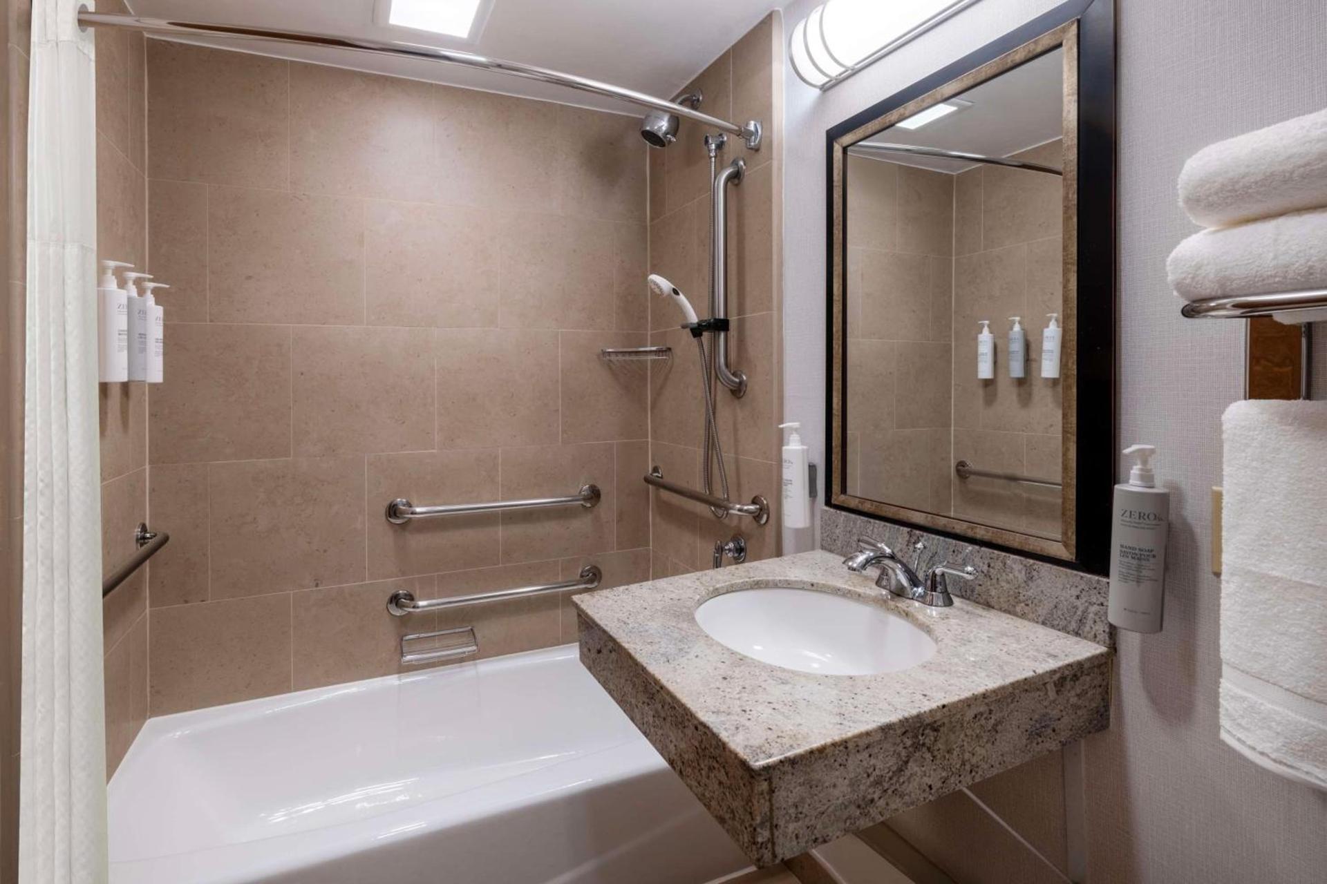Hilton Garden Inn West 35th Street photo 43