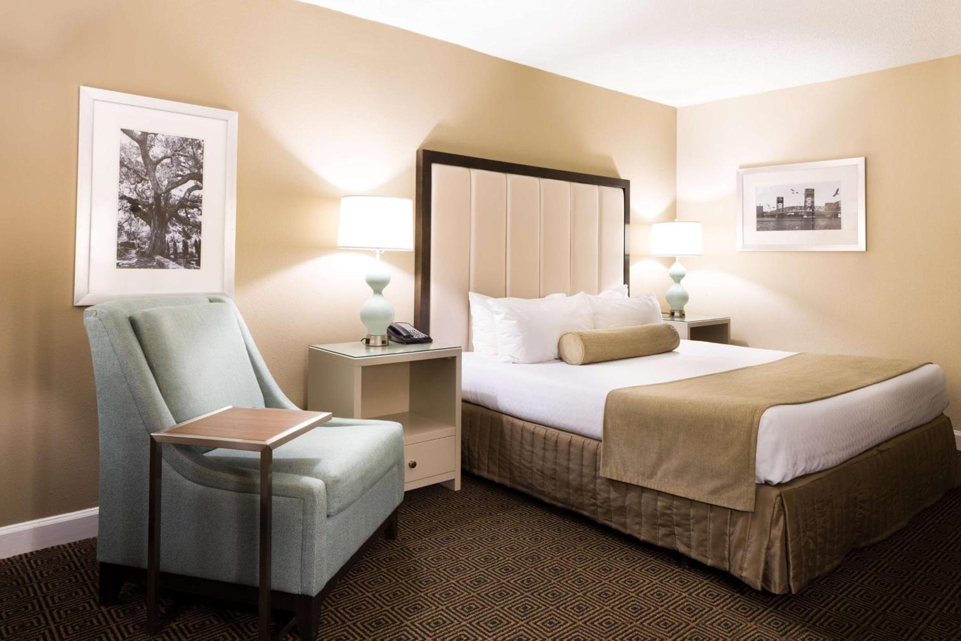 DoubleTree by Hilton Hotel Jacksonville Riverfront photo 38